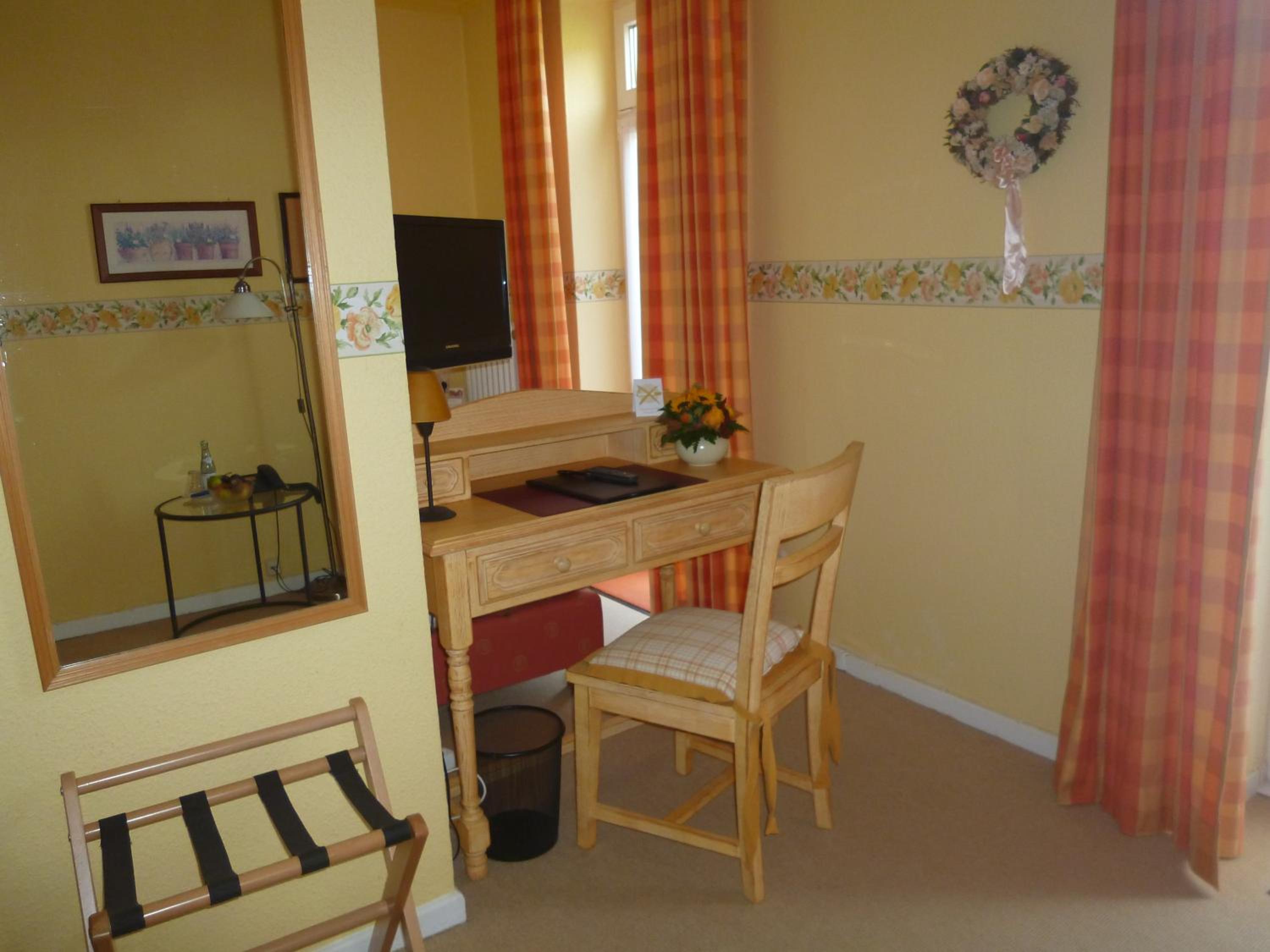 Single Room photo 3
