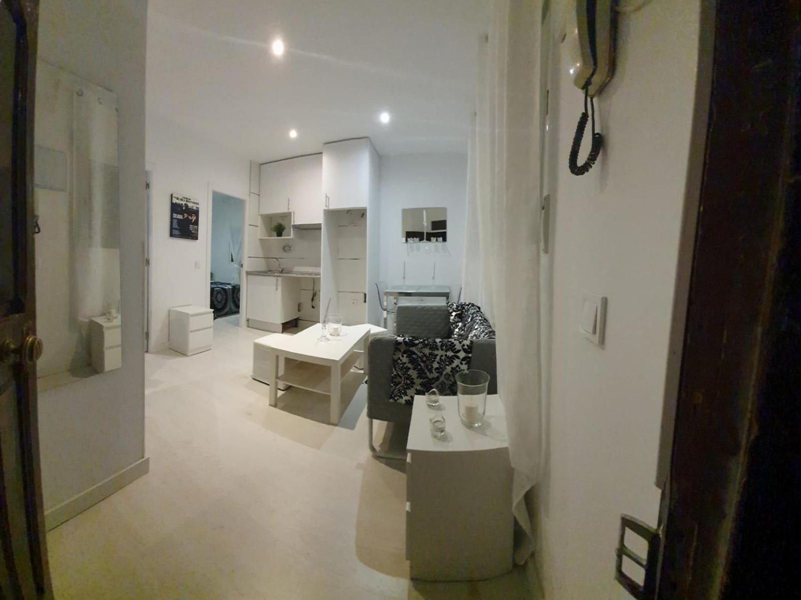 Two-Bedroom Apartment - Photo 3