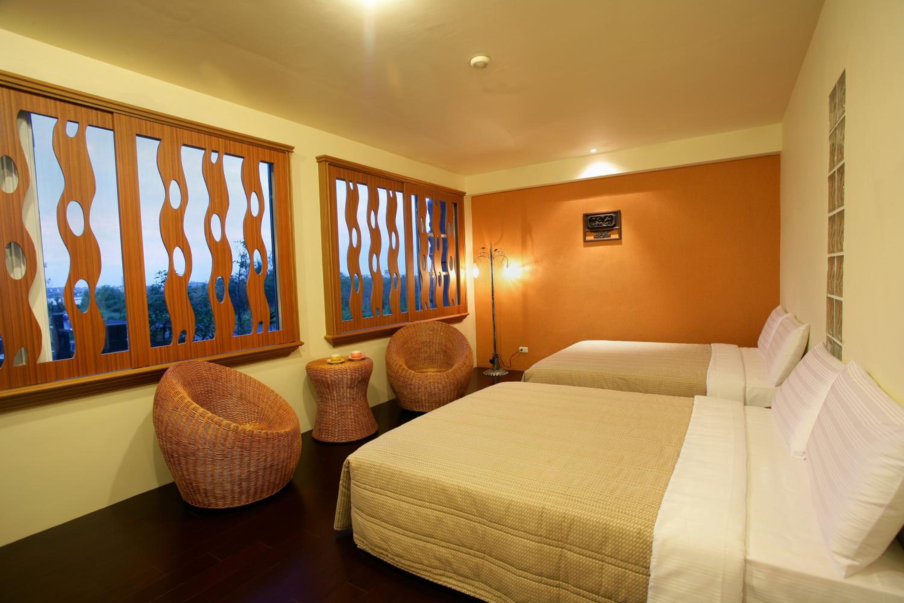 Quadruple Room with Mountain View photo 3