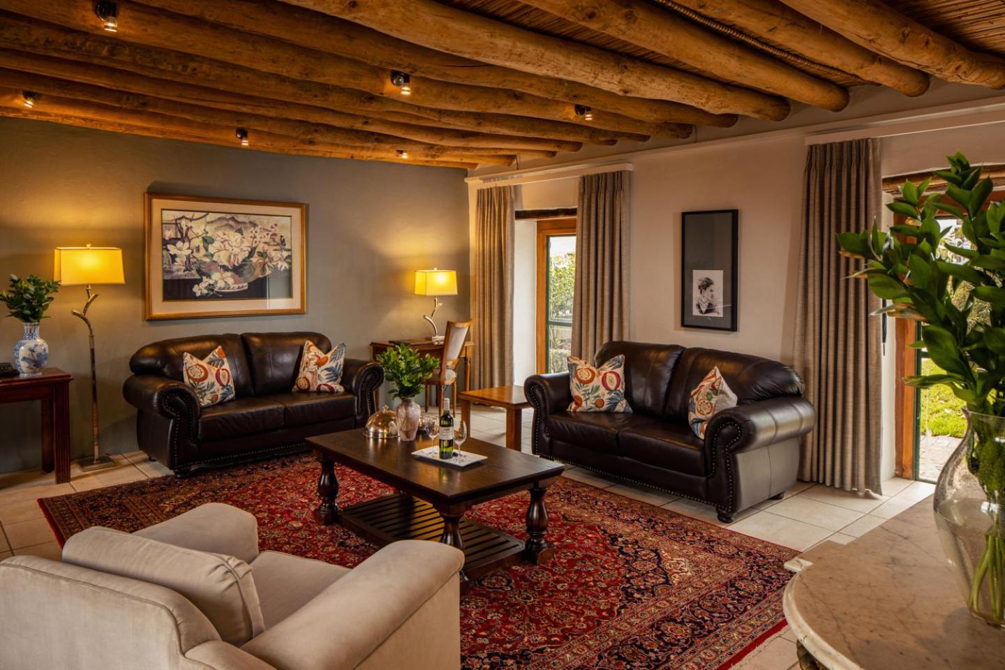 Heritage Suite - Photo 2