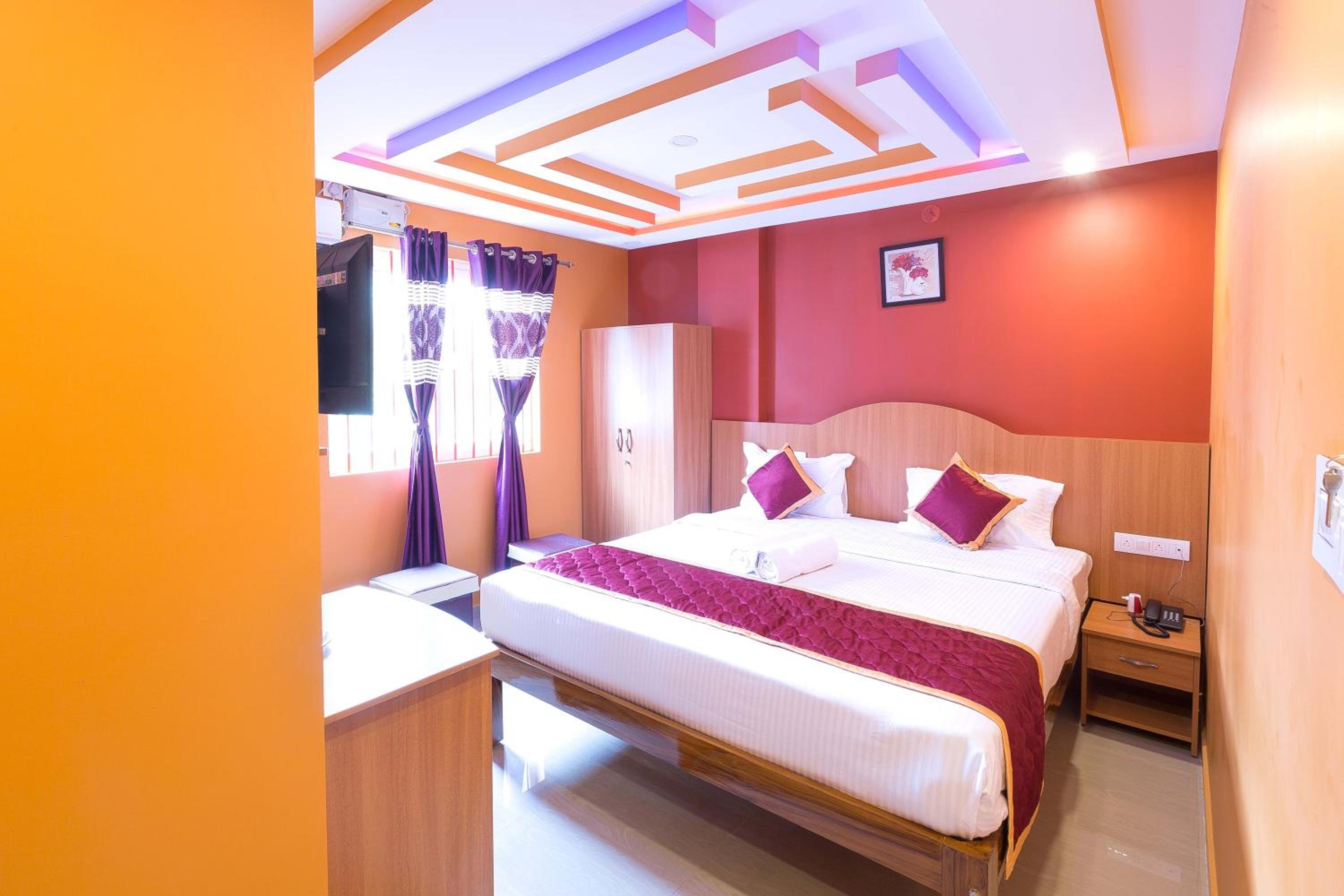 Deluxe Double or Twin Room photo 1