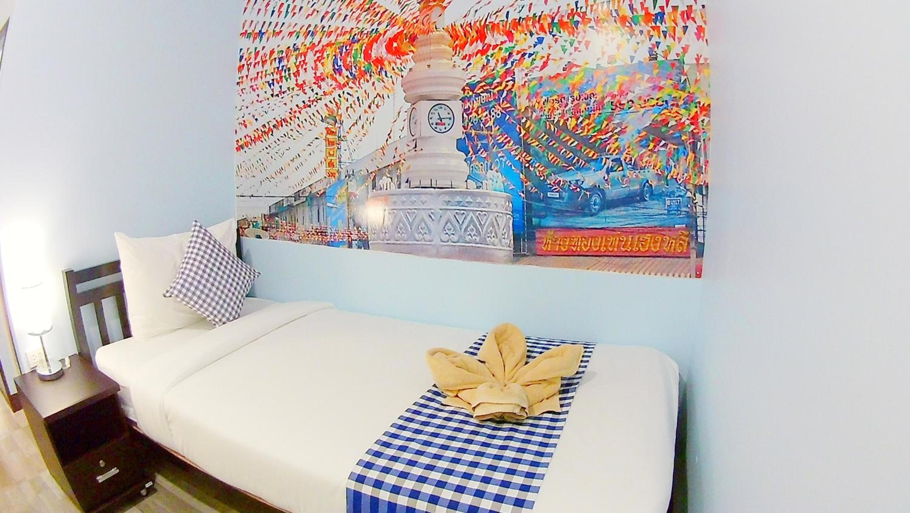 Standard Twin Room - Photo 7