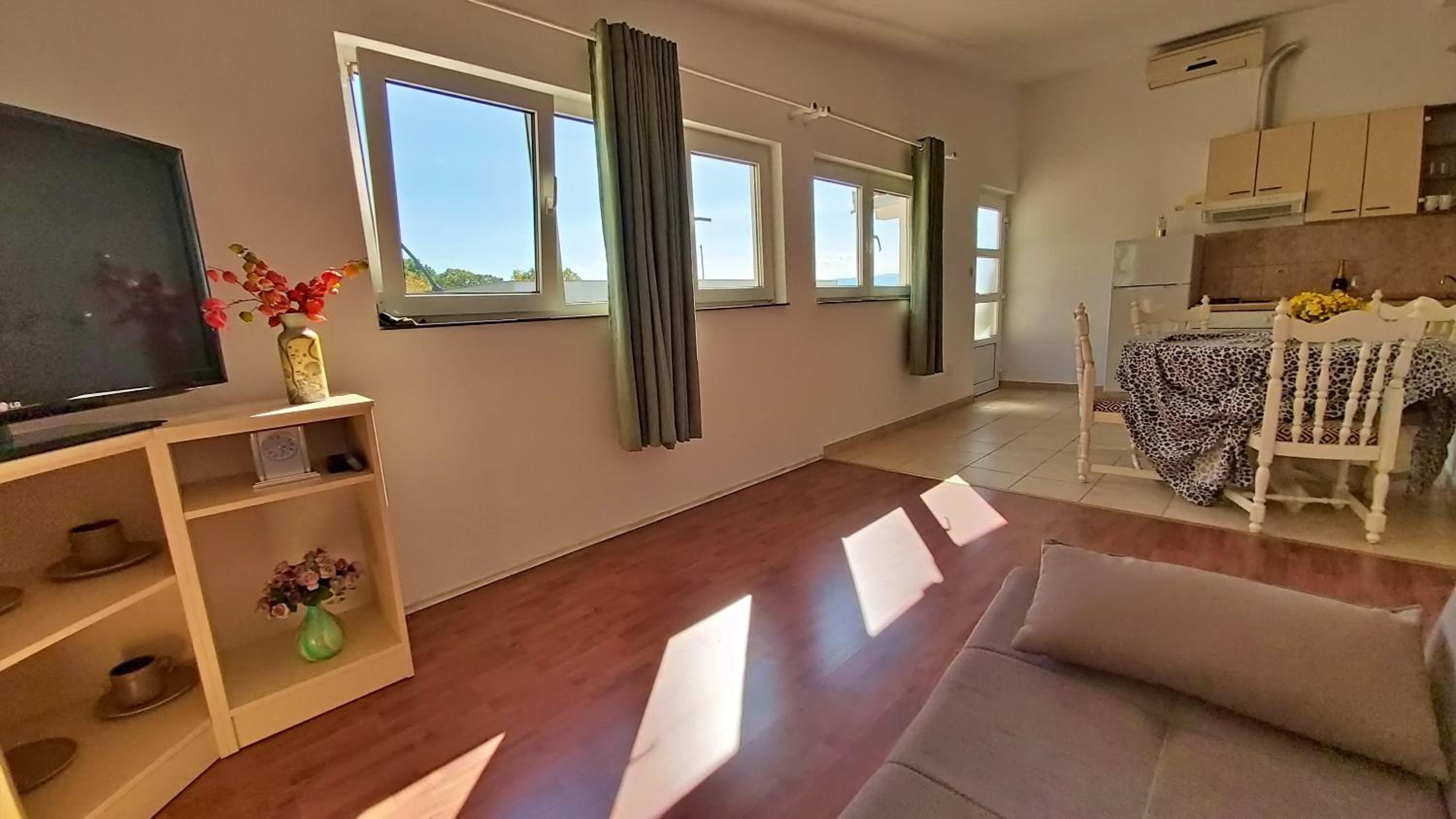 Two-Bedroom Apartment photo 2