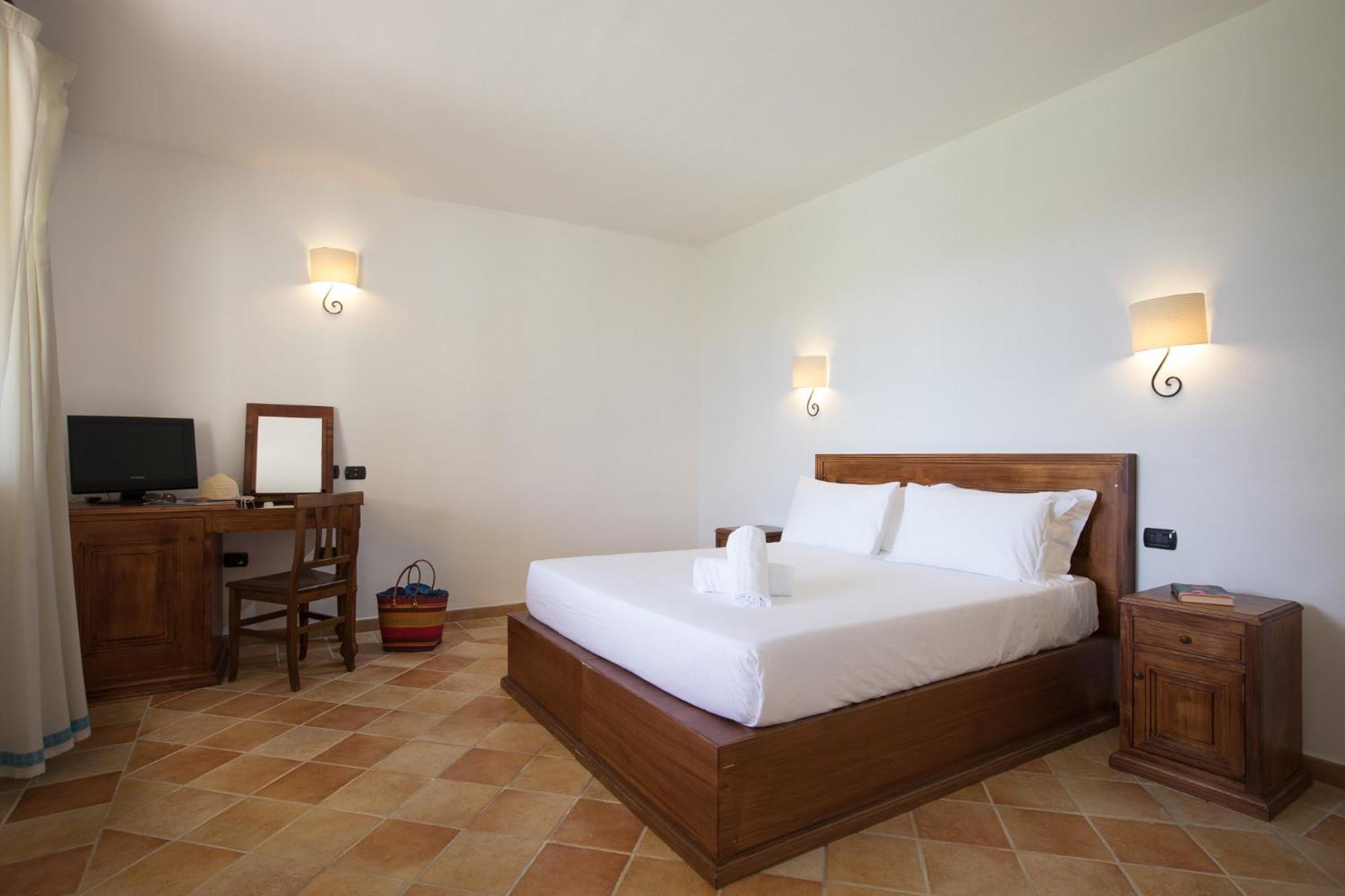 Double or Twin Room photo 2
