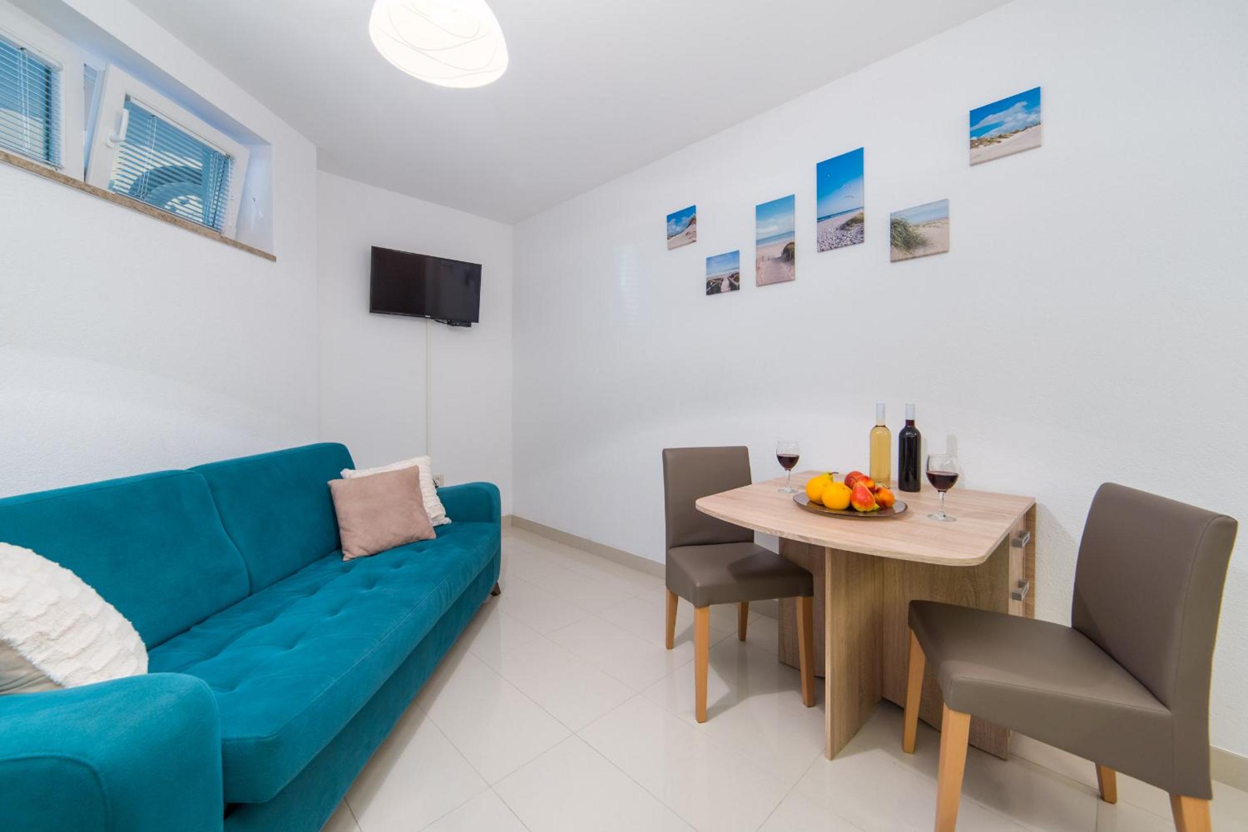 Apartment - Basement photo 1