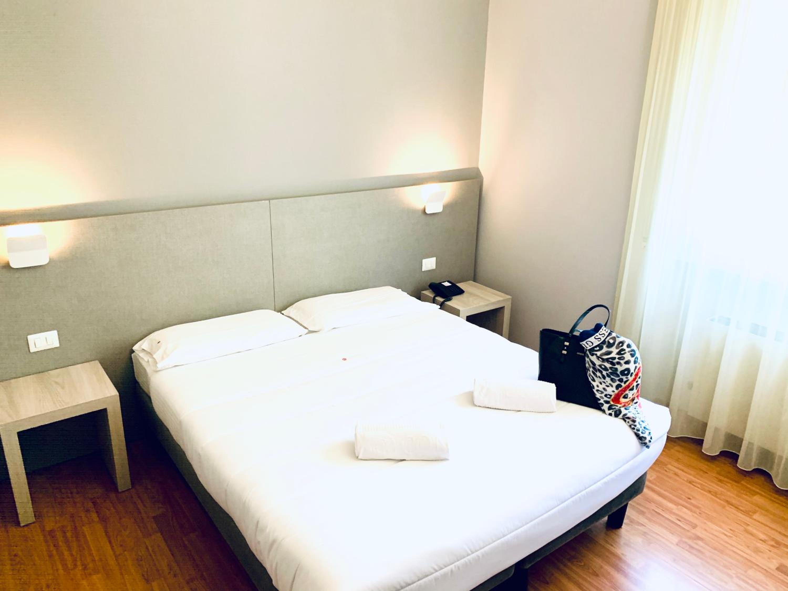 Superior Double Room - Photo 1
