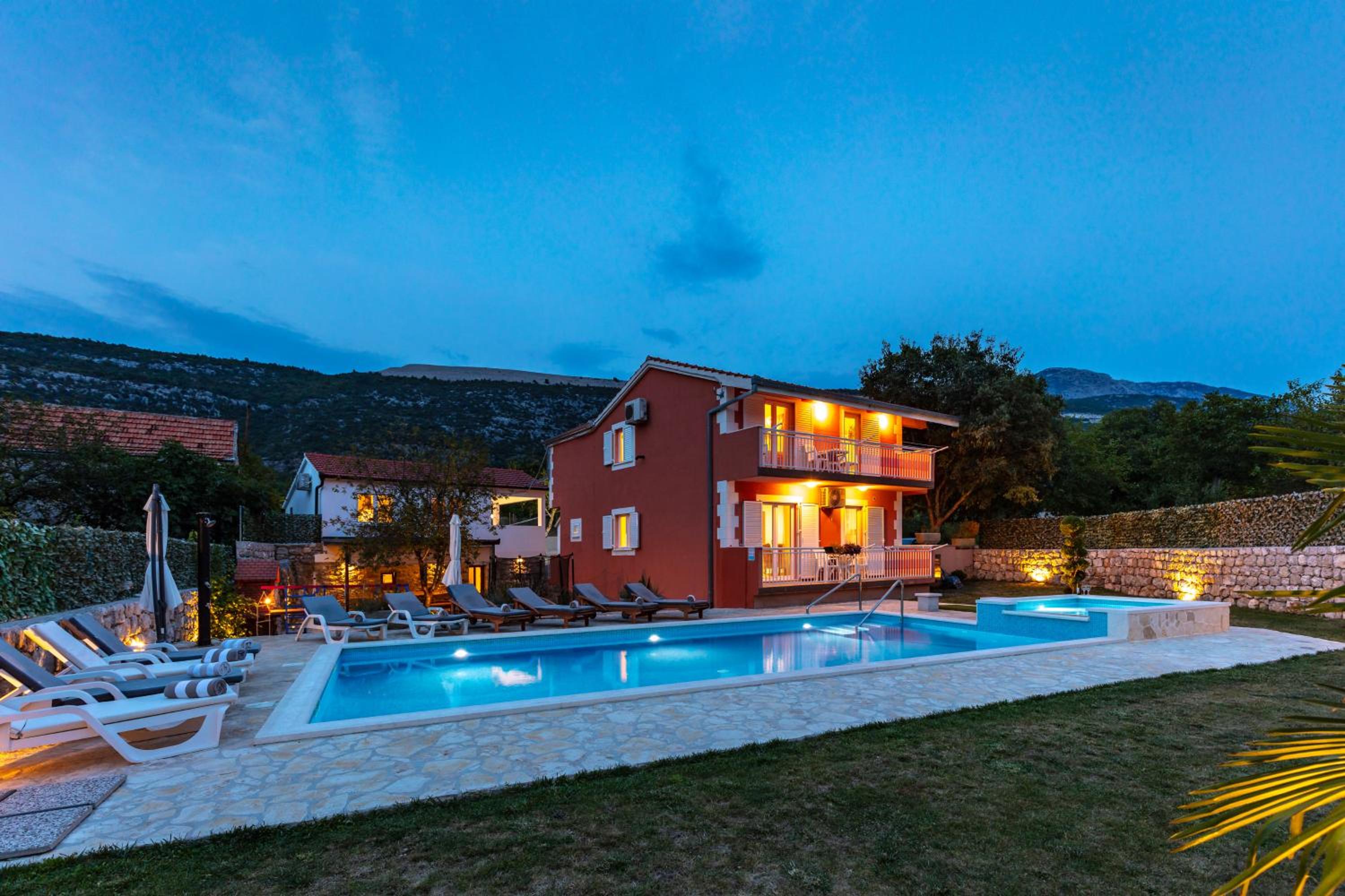 Villa with Private Pool photo 2