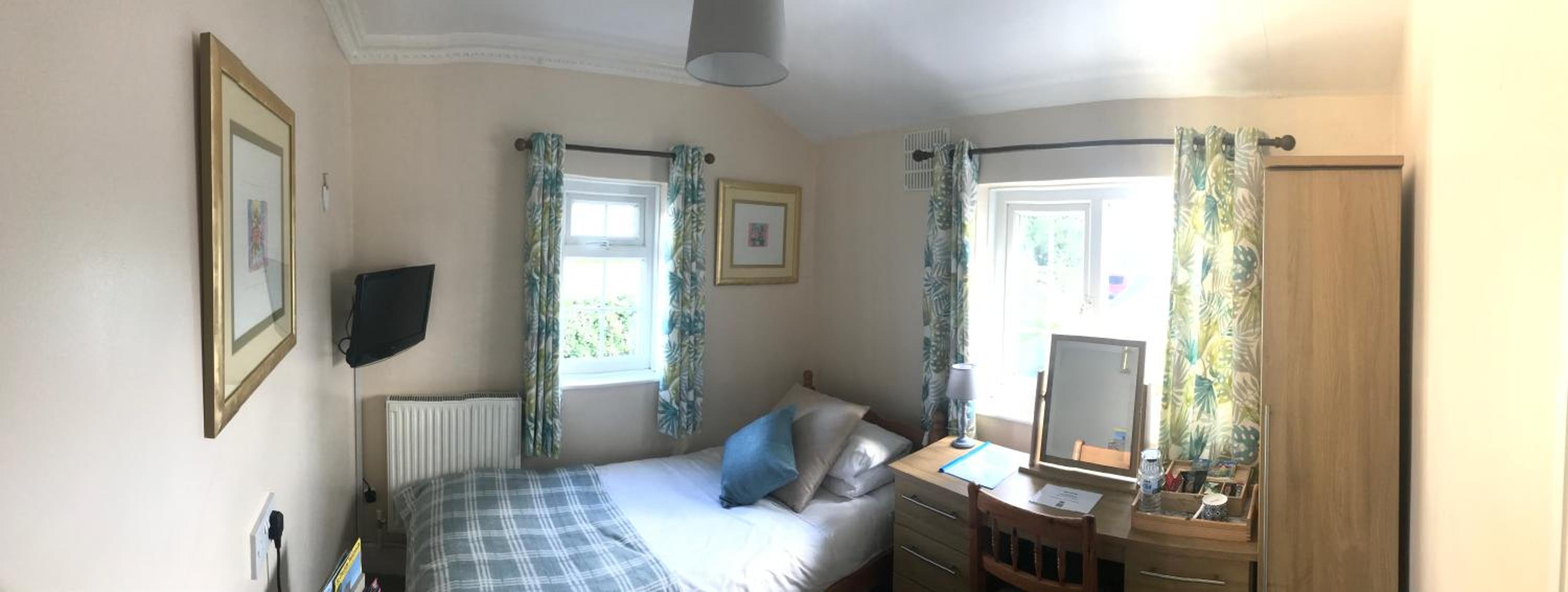 Small Single Room photo 1