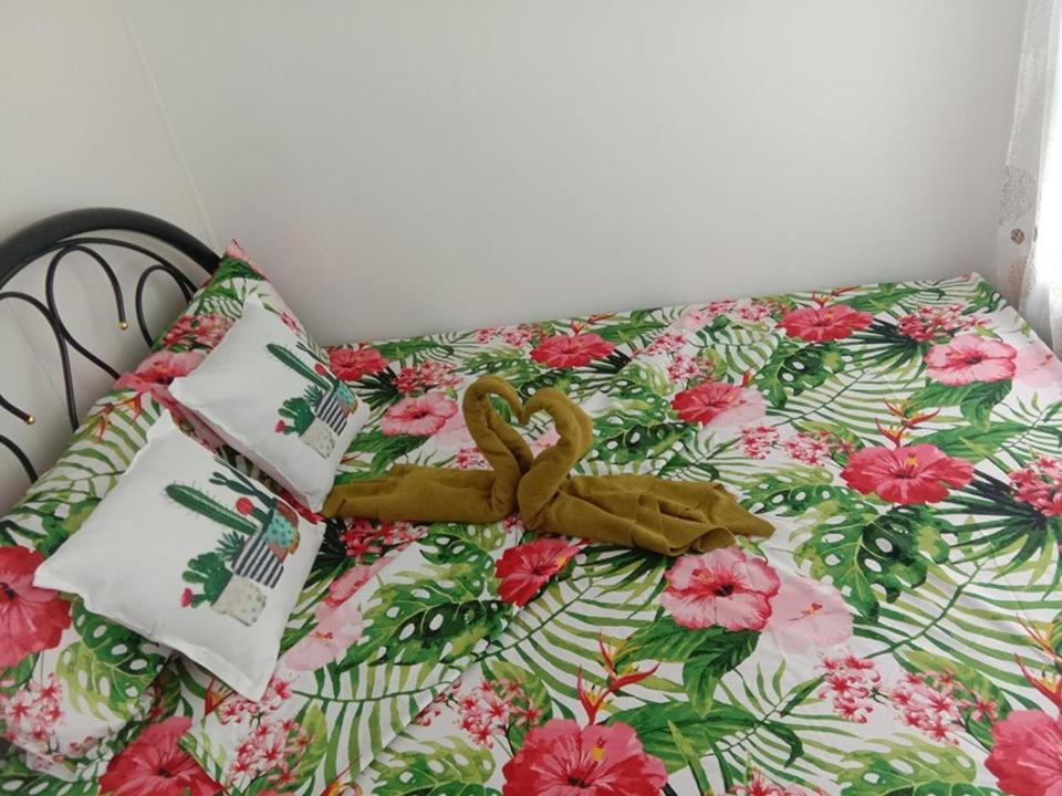 Double Room with Balcony (3 Adults) - Photo 8