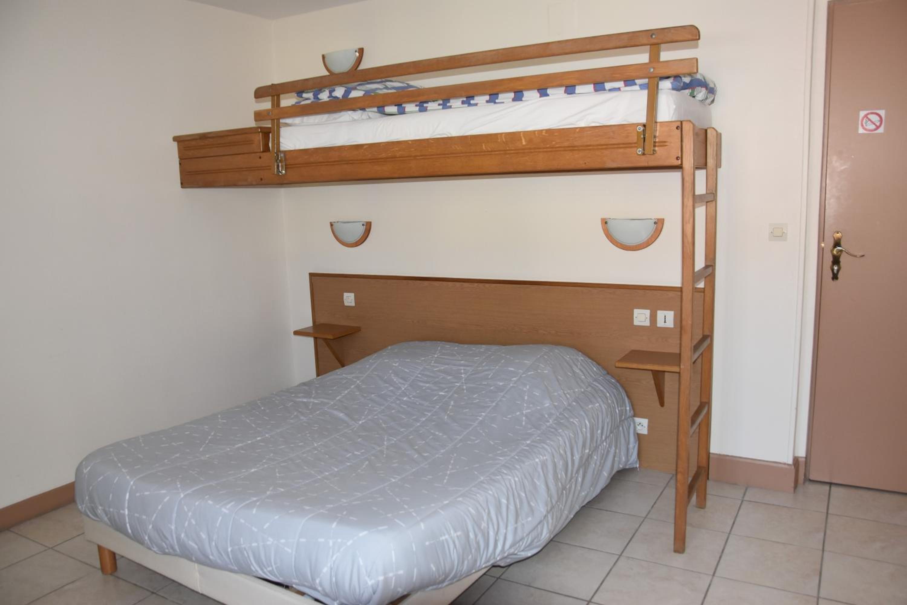 Triple Room - Photo 1