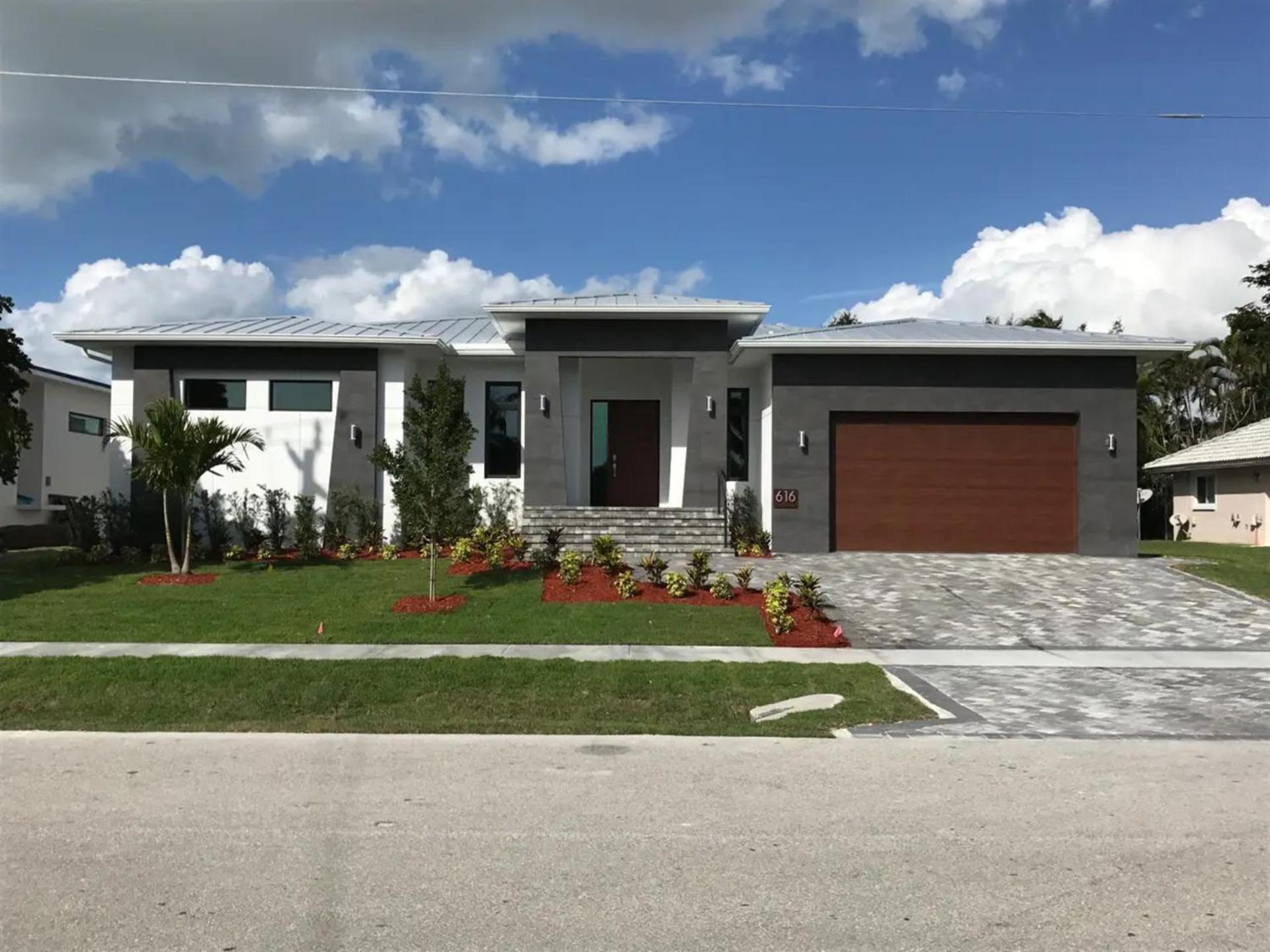 Four-Bedroom House photo 3