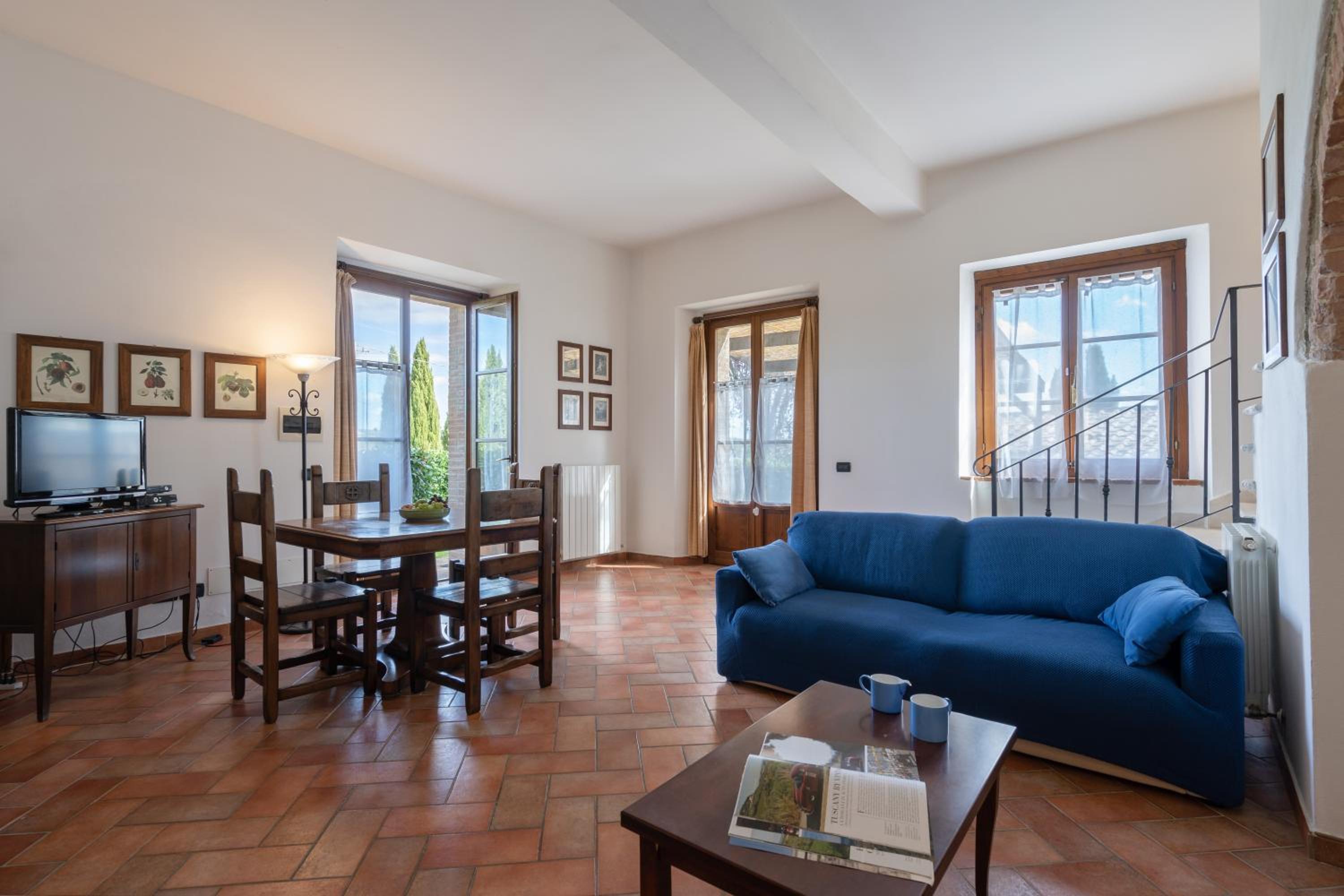 Apartment with Garden View