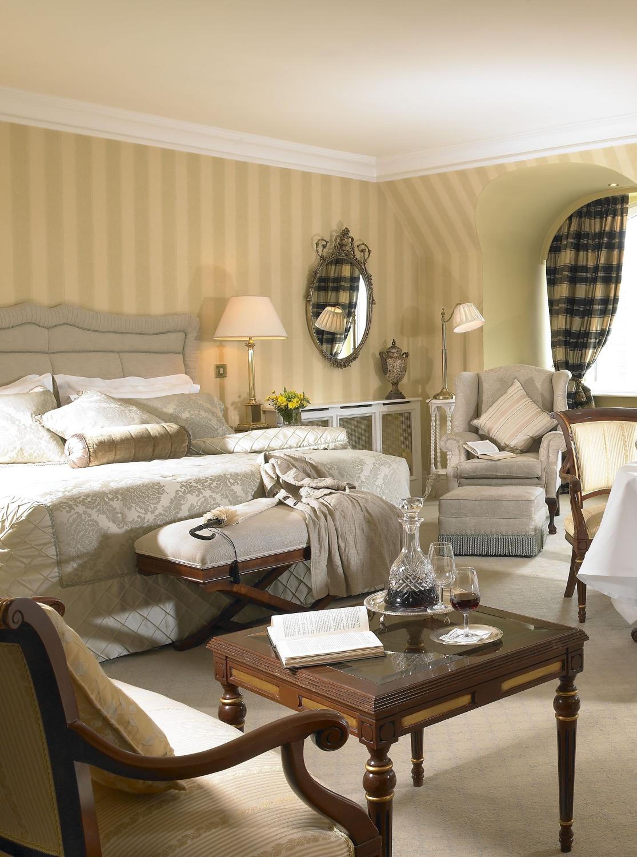 Deluxe King Room