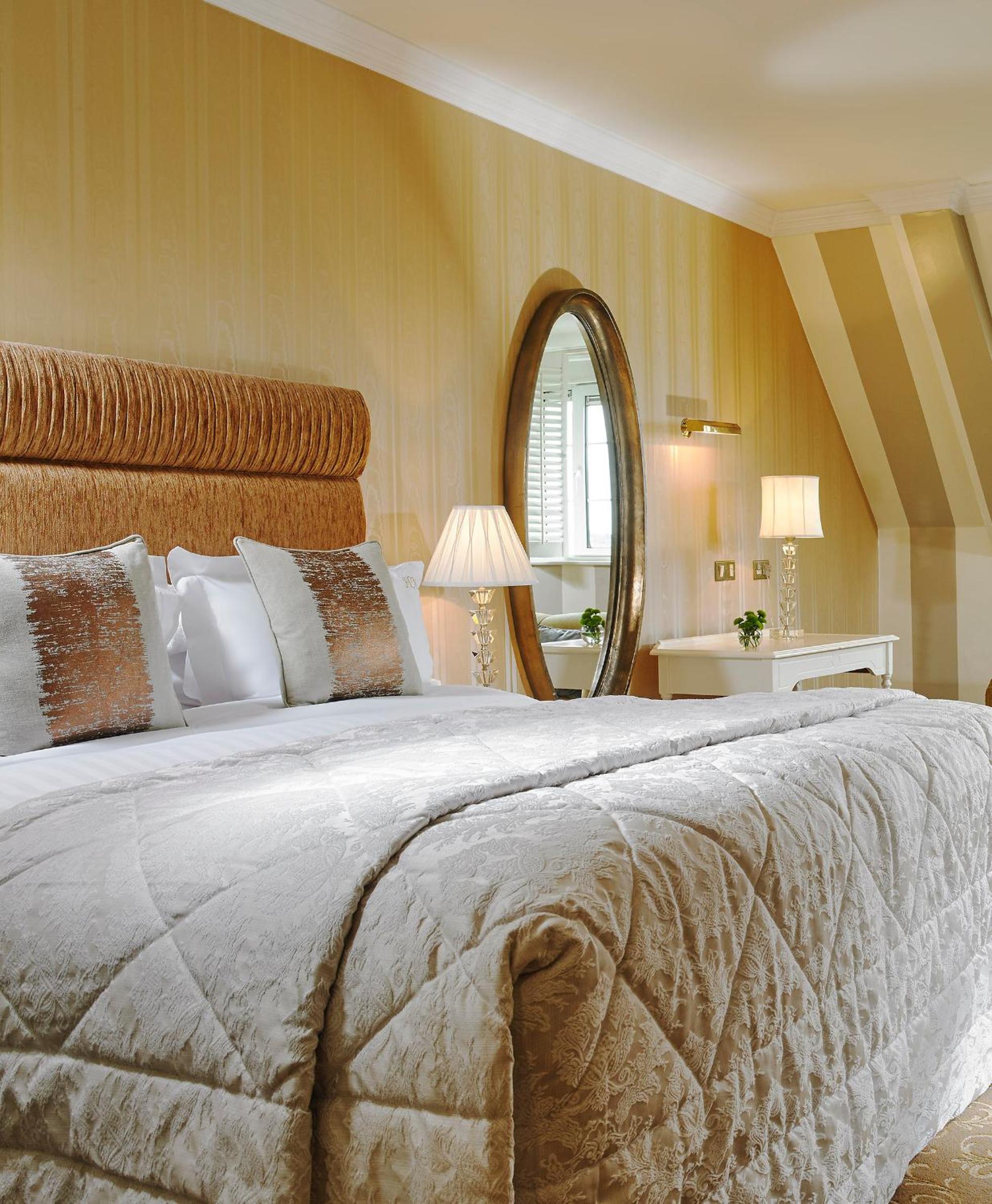 Manor King Room
