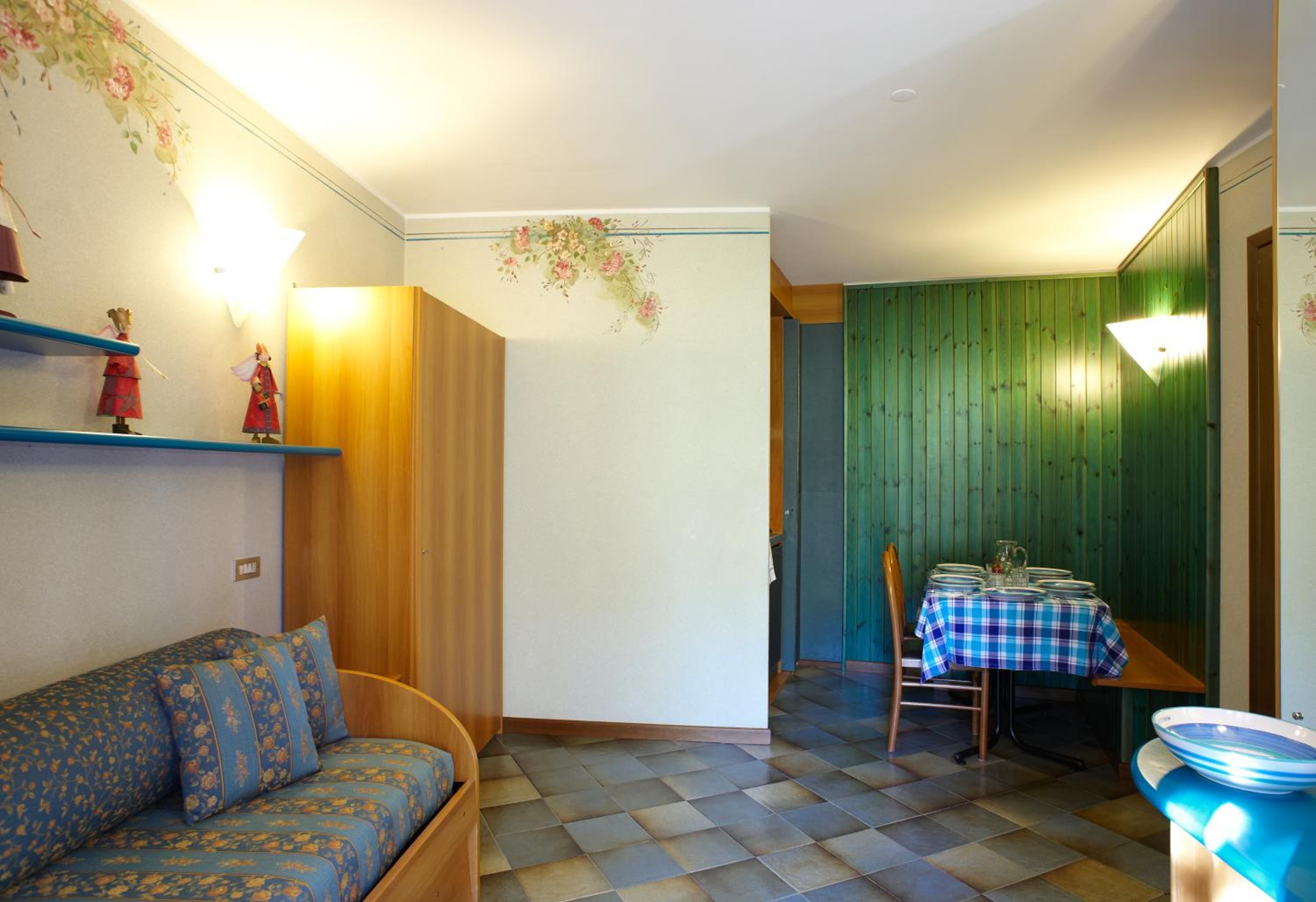 One-Bedroom Apartment (4 Adults) photo 3