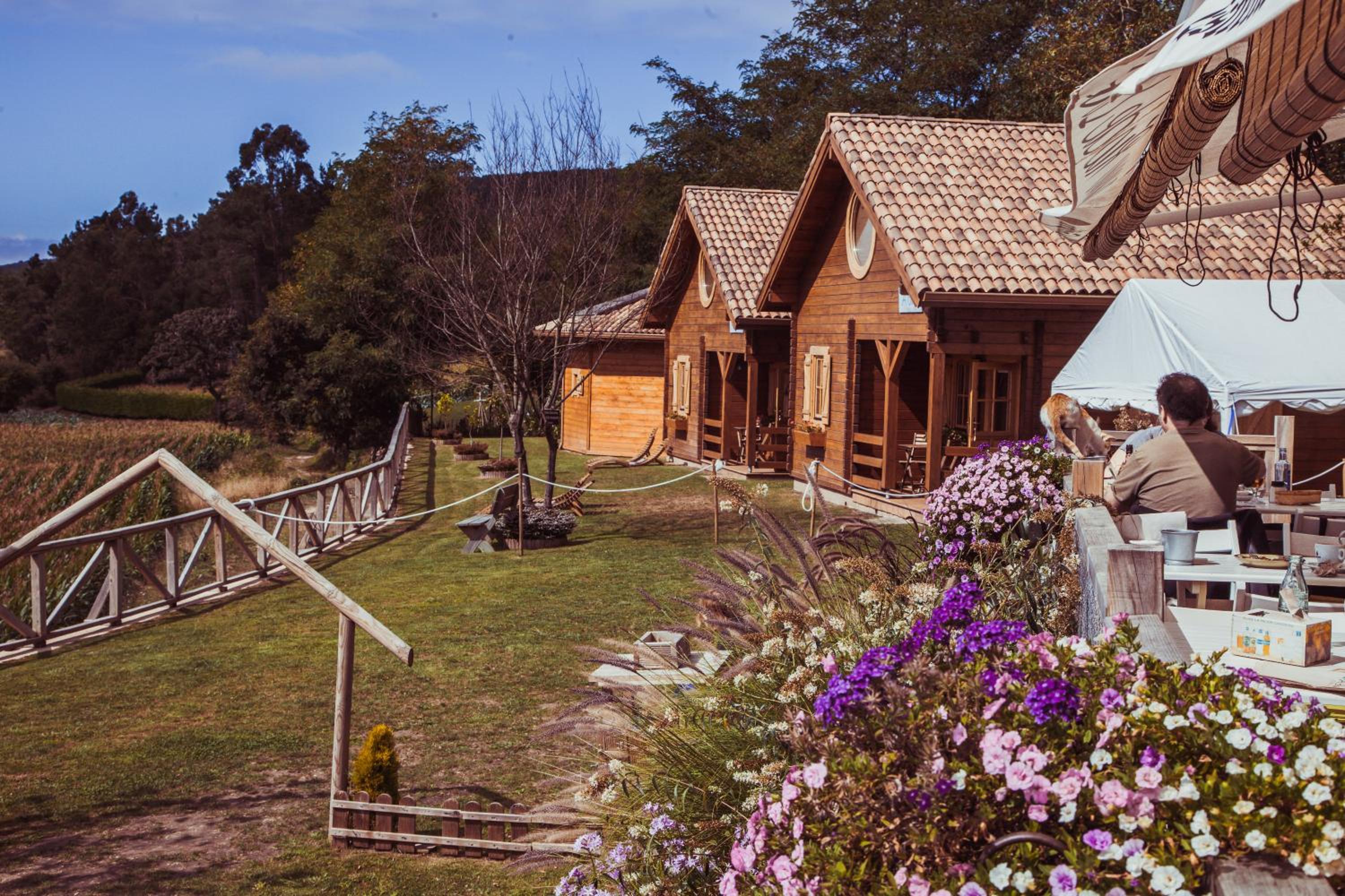 Cottage with Garden View - Photo 26