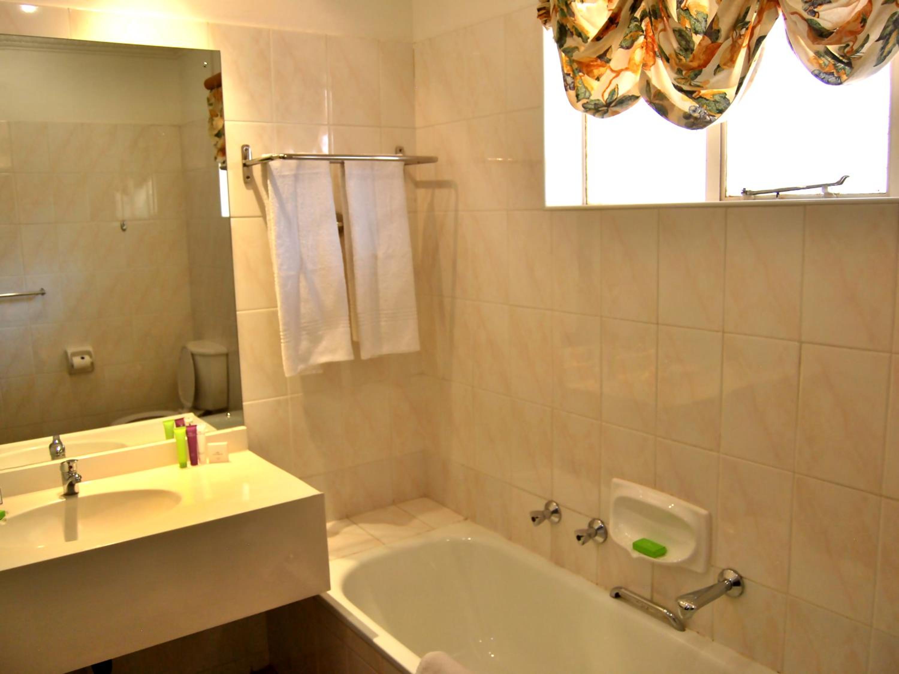 Standard Junior Suite - Photo 5