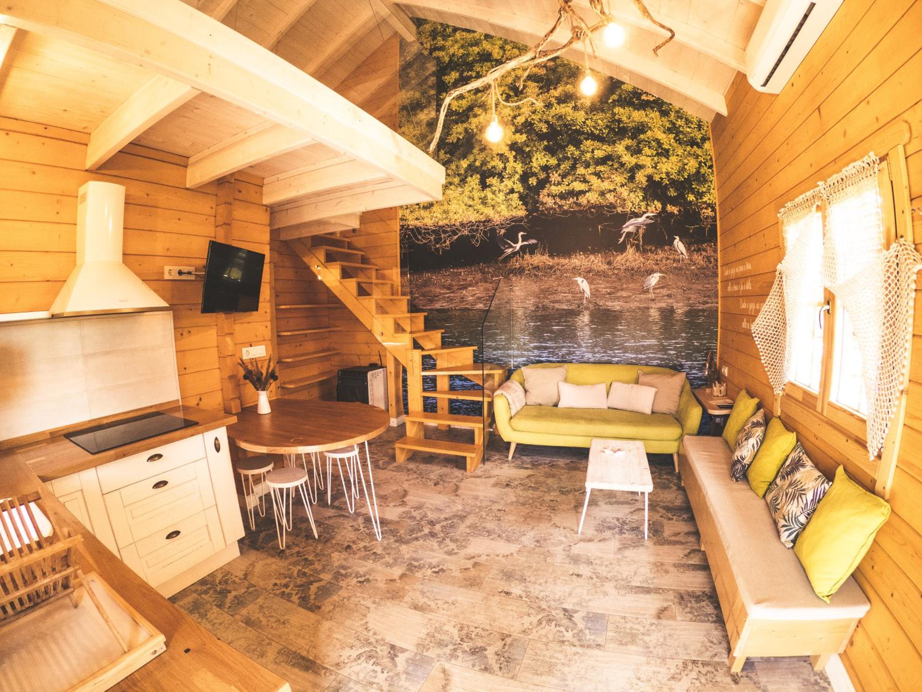 Cottage with Garden View - Photo 16