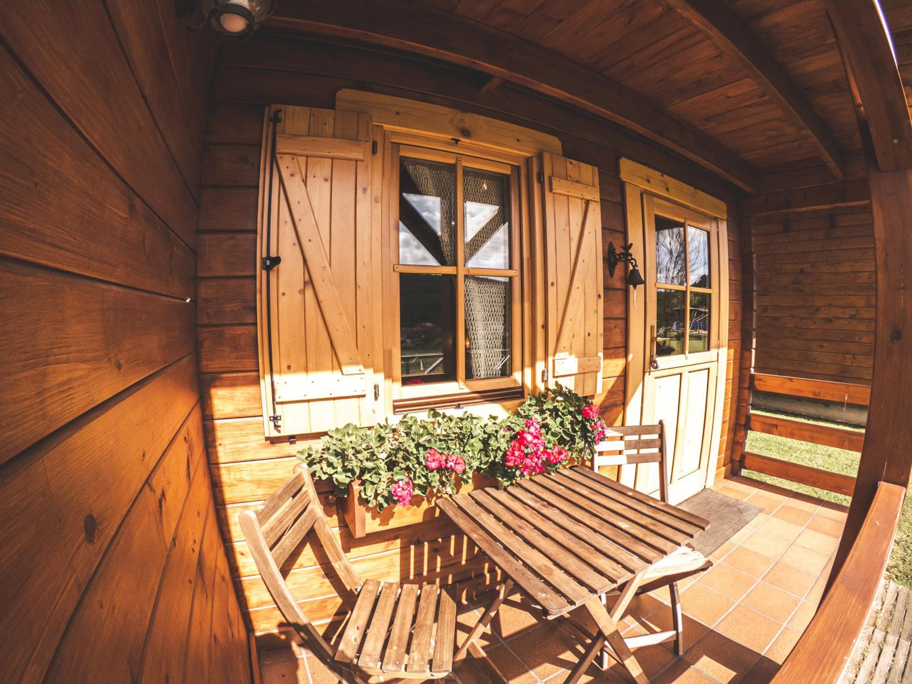 Cottage with Garden View - Photo 15