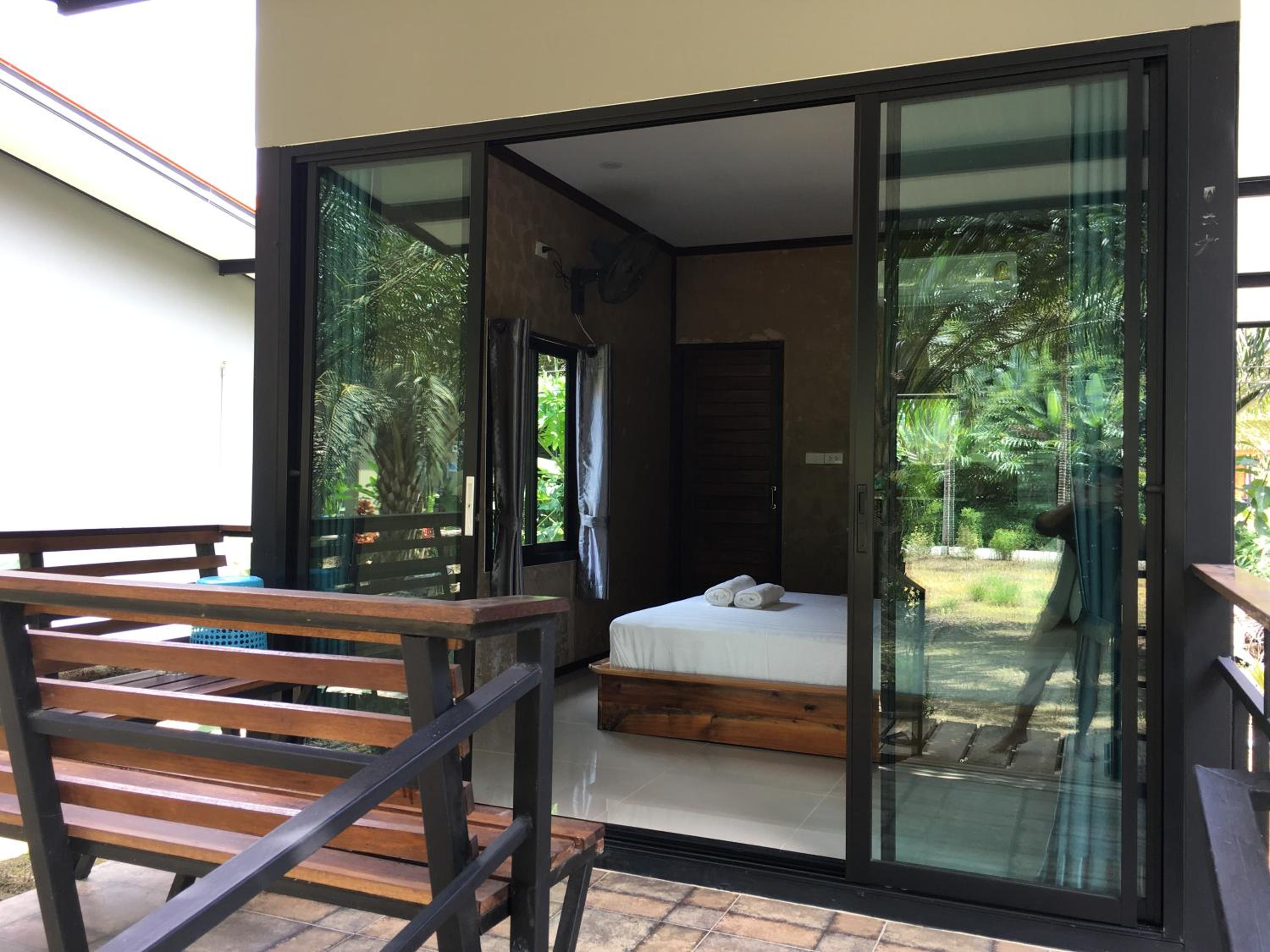Double Room with Balcony - Air Conditioning photo 2