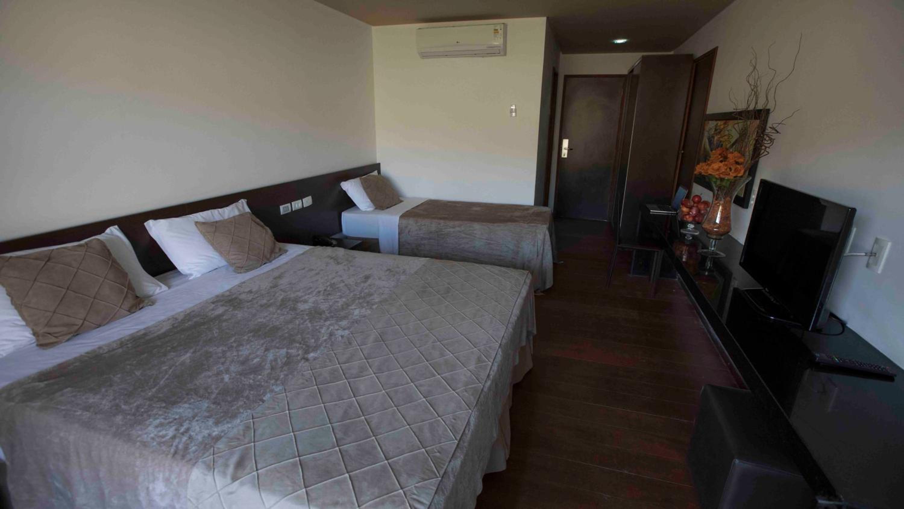 Double or Twin Room photo 3