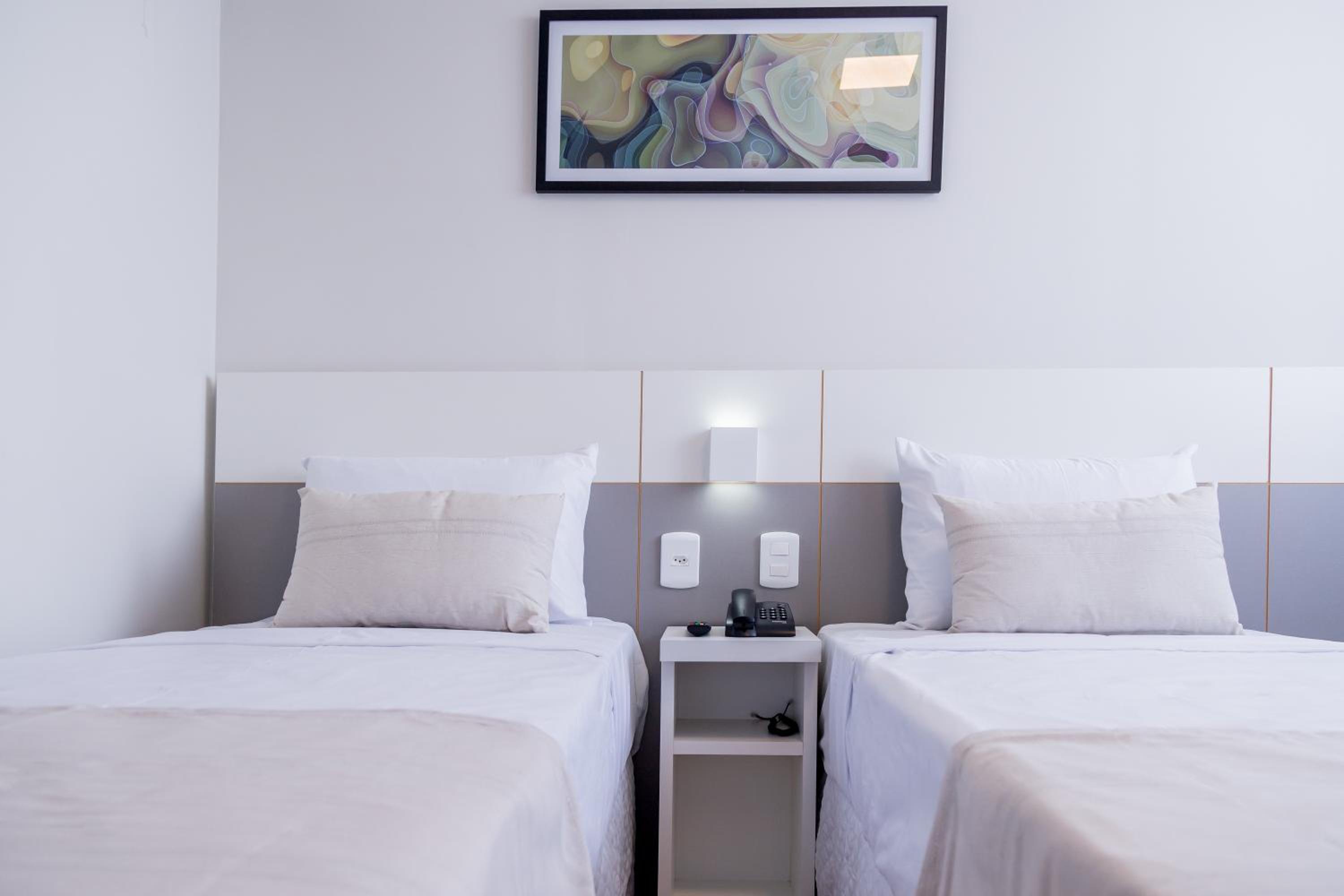 Twin Room - Photo 5