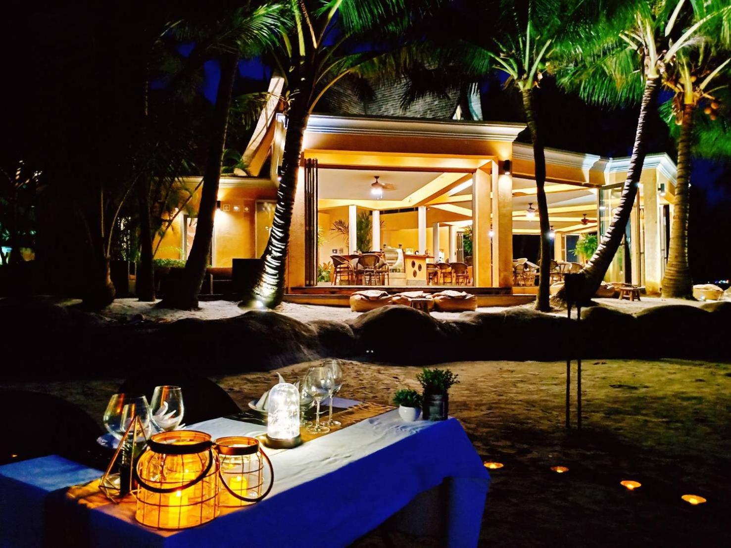 Three-Bedroom Villa - Photo 32