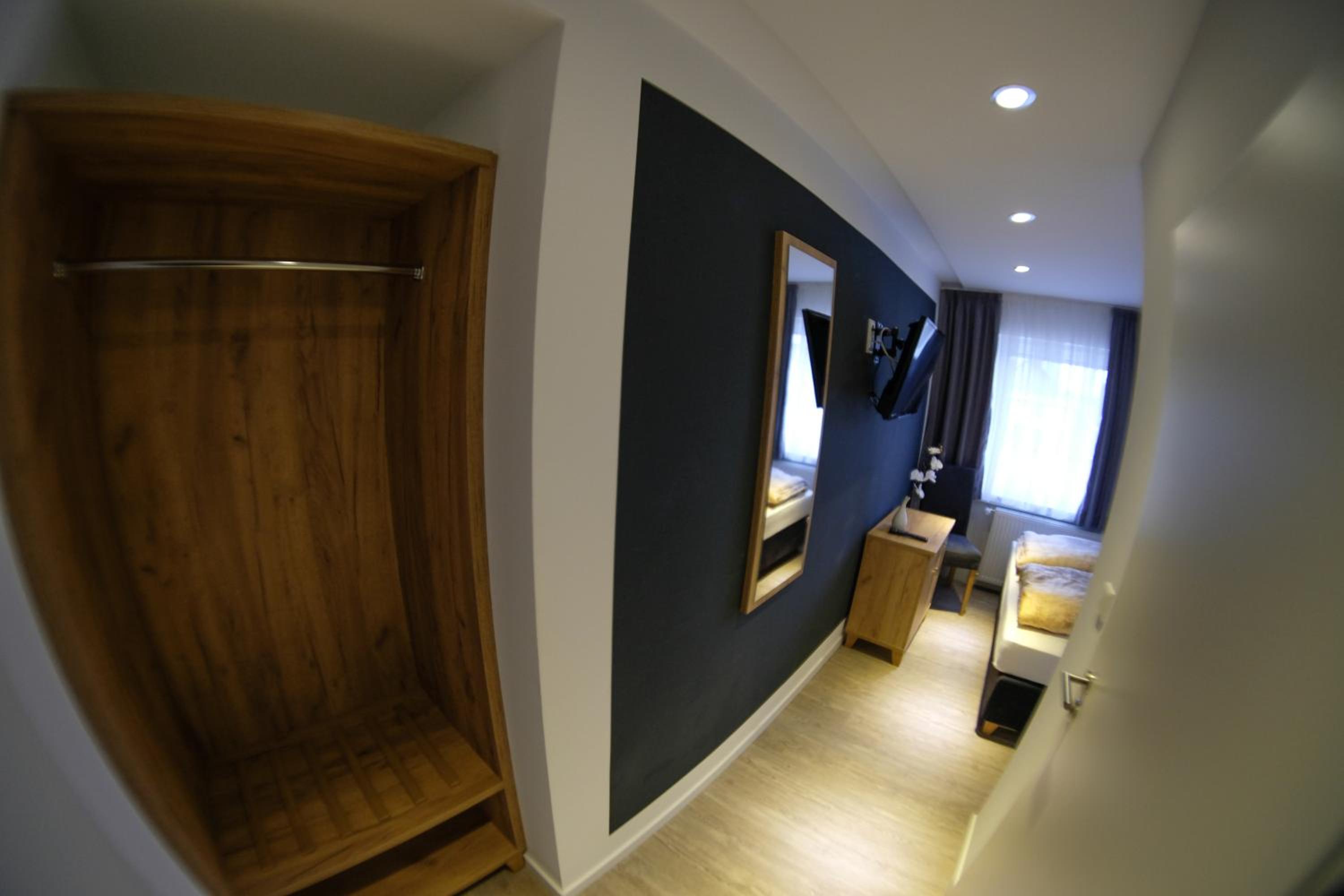 Single Room