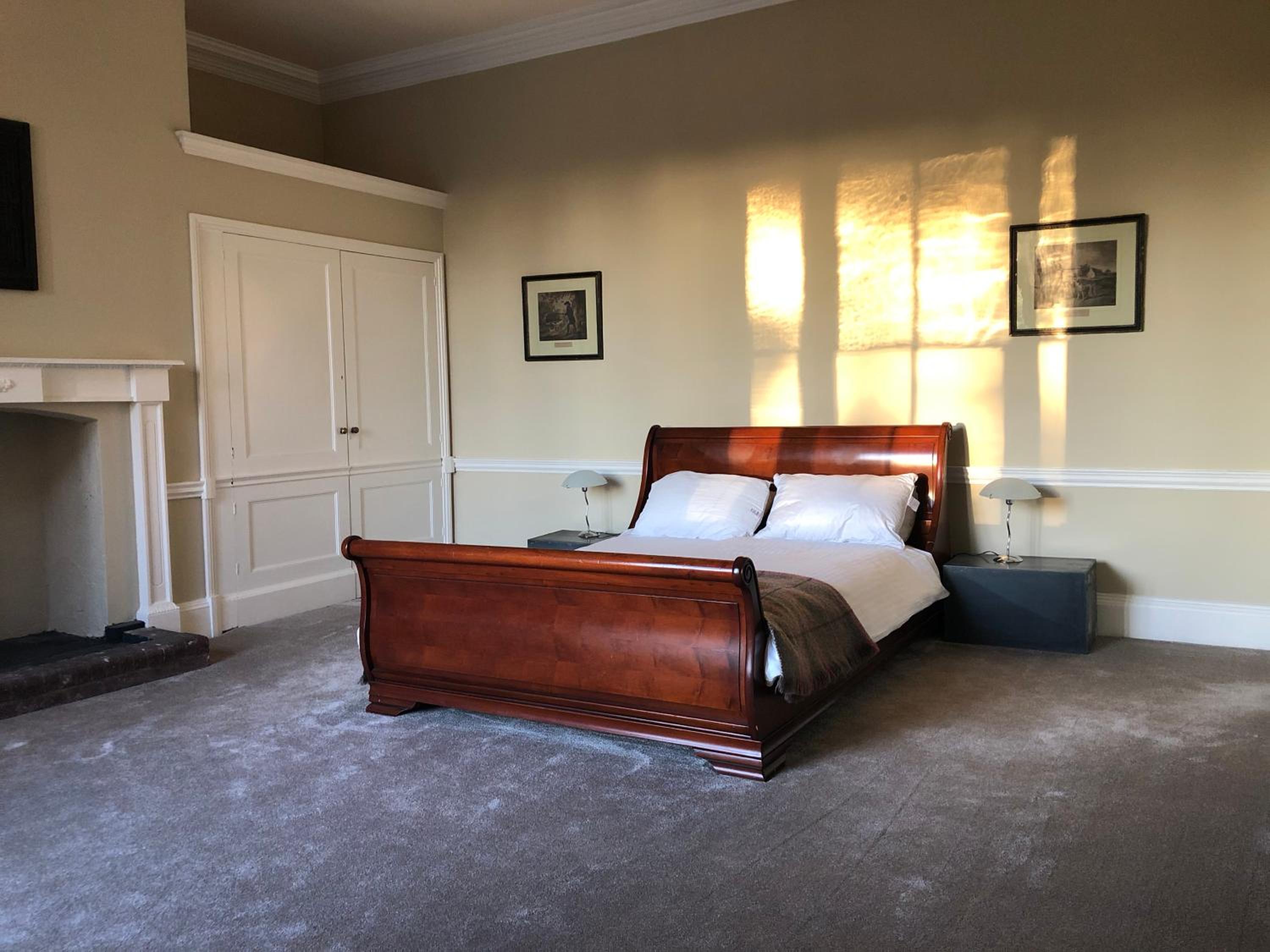 Double Room With Private Bathroom photo 3