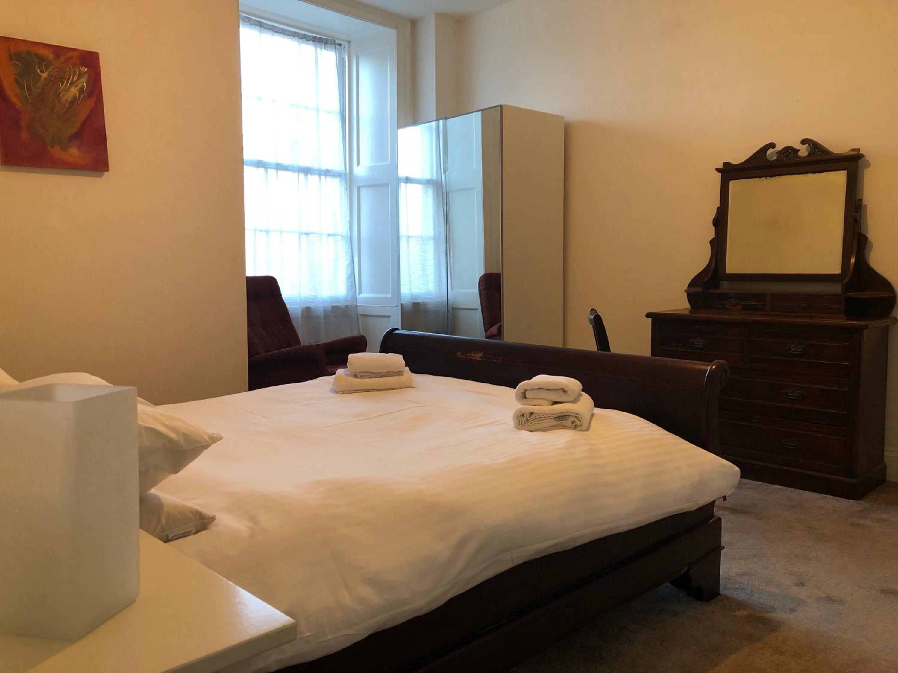 Double Room With Private Bathroom photo 1