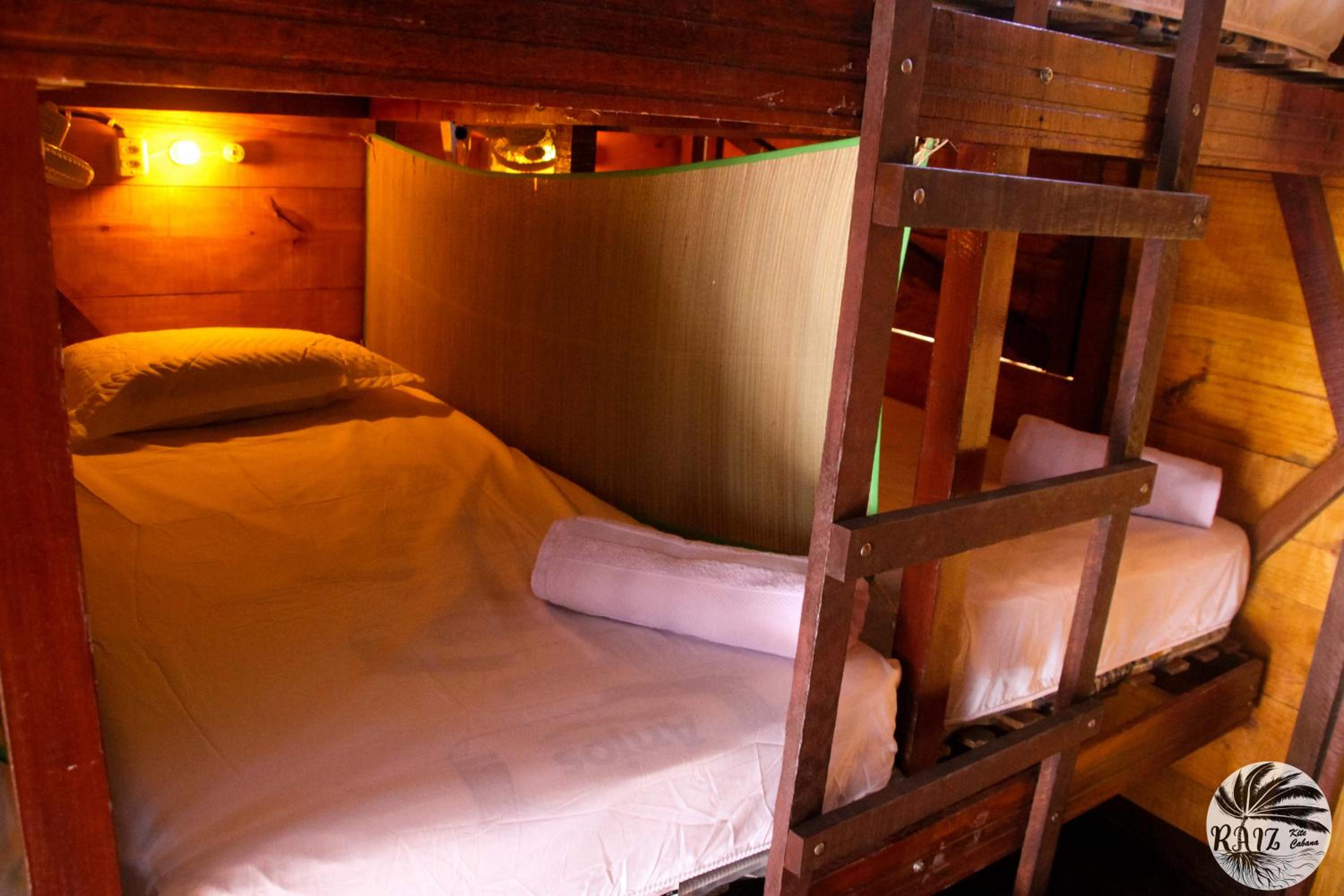Bed in 4-Bed Mixed Dormitory Room photo 3