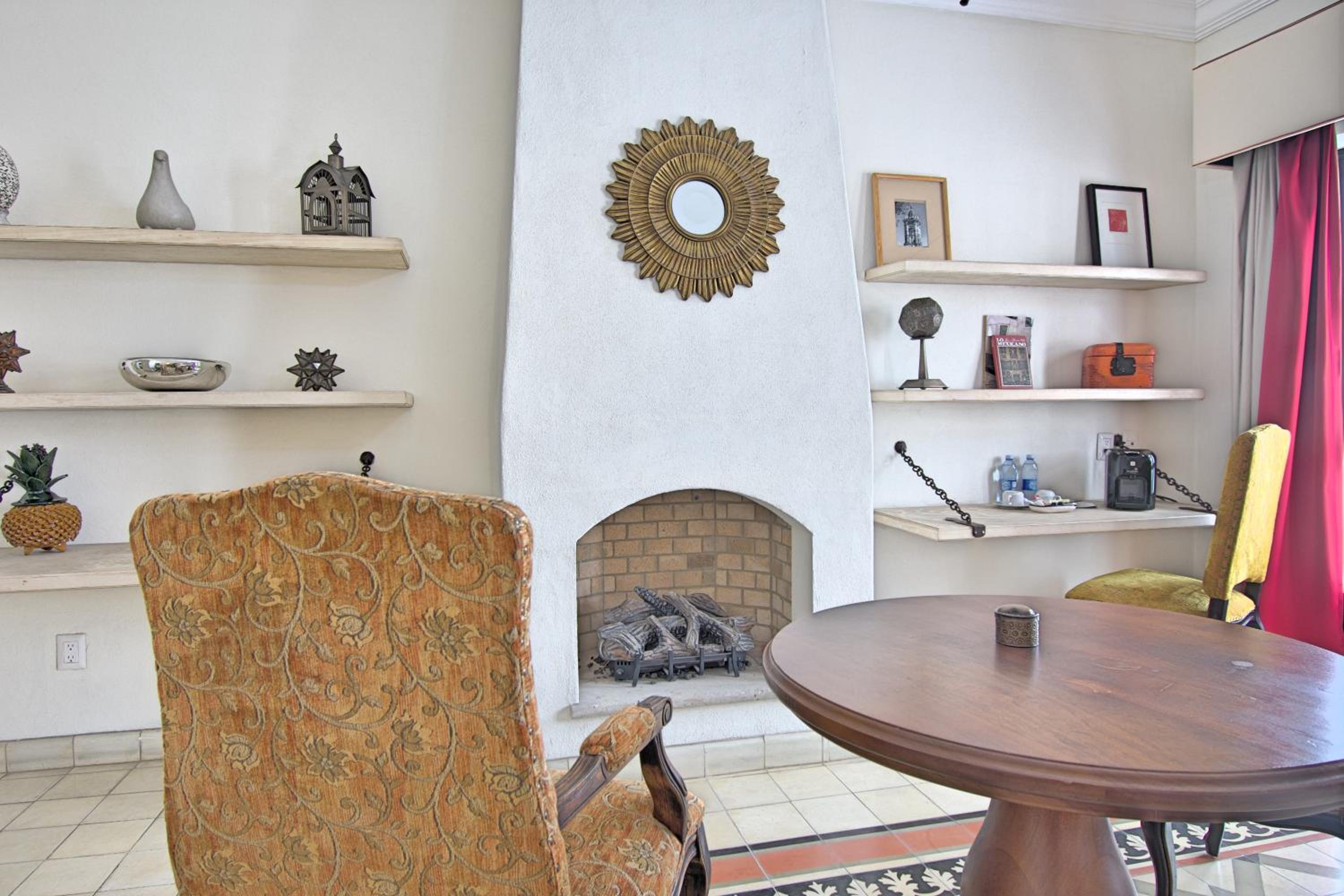 King Suite - Photo 6