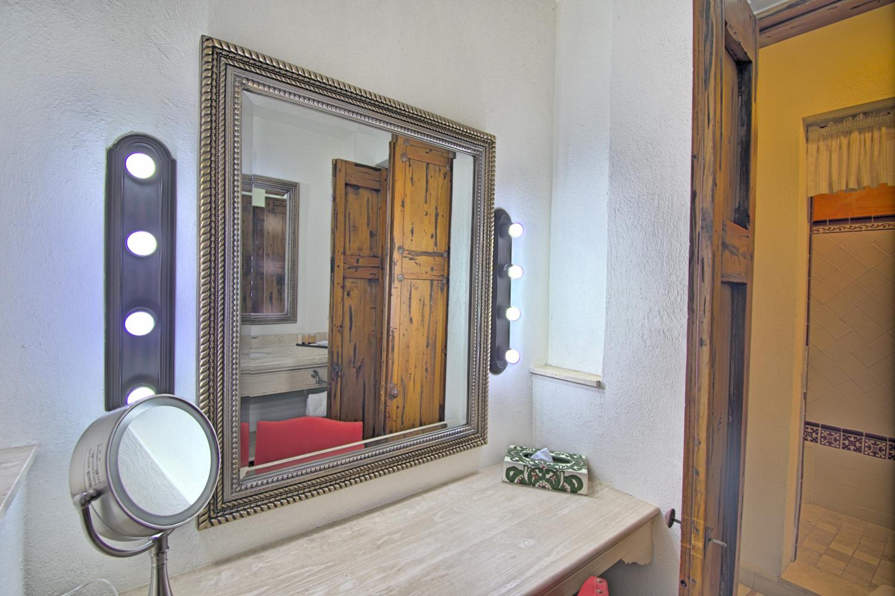 King Suite - Photo 7