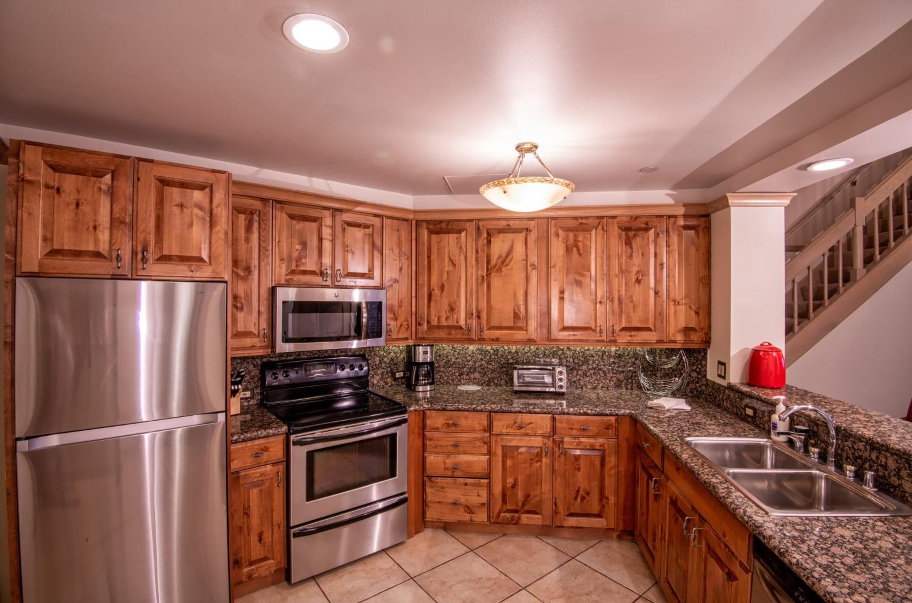 Two-Bedroom Apartment (6 Adults) photo 2