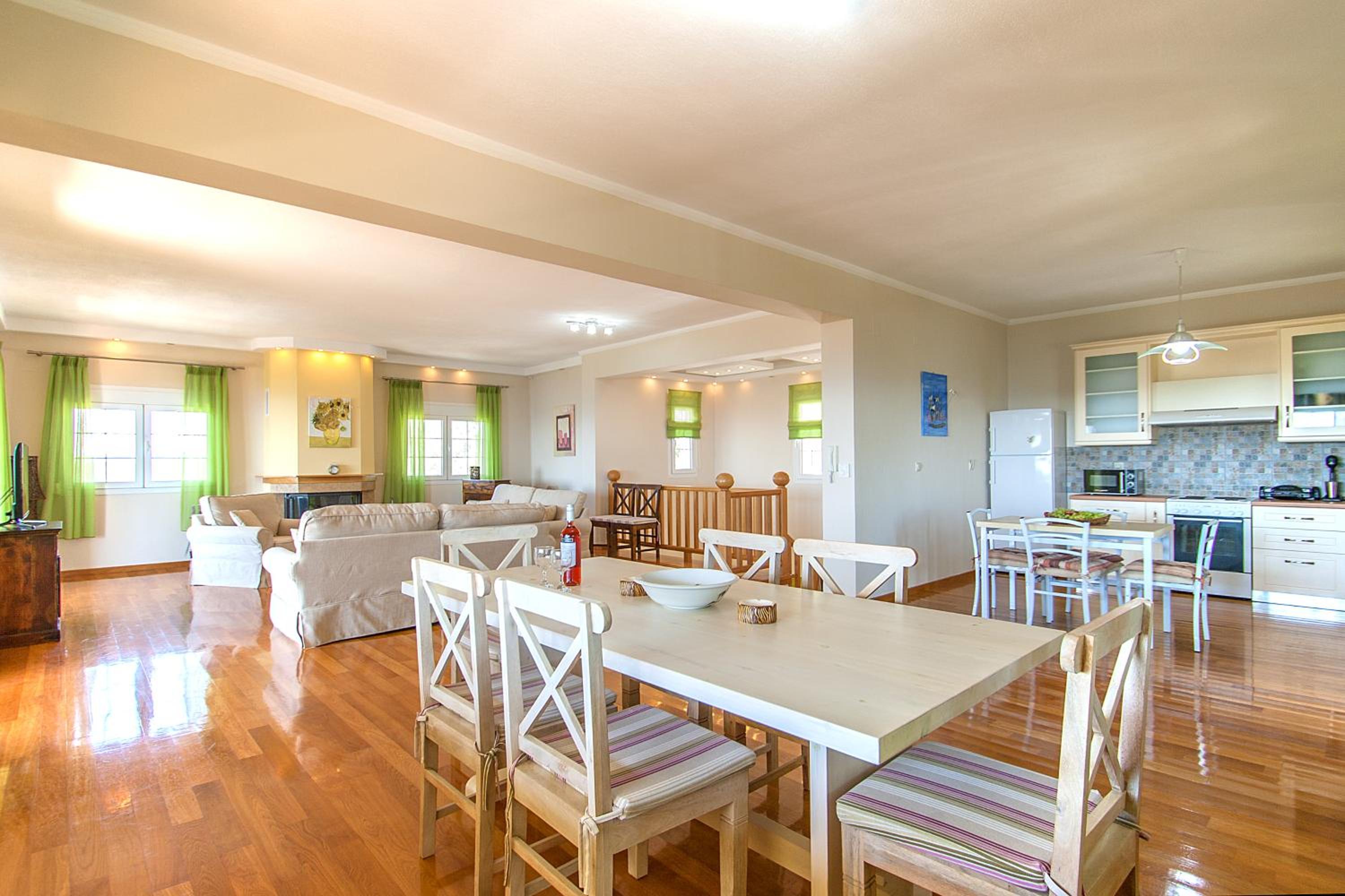 Villa with Sea View - Photo 19