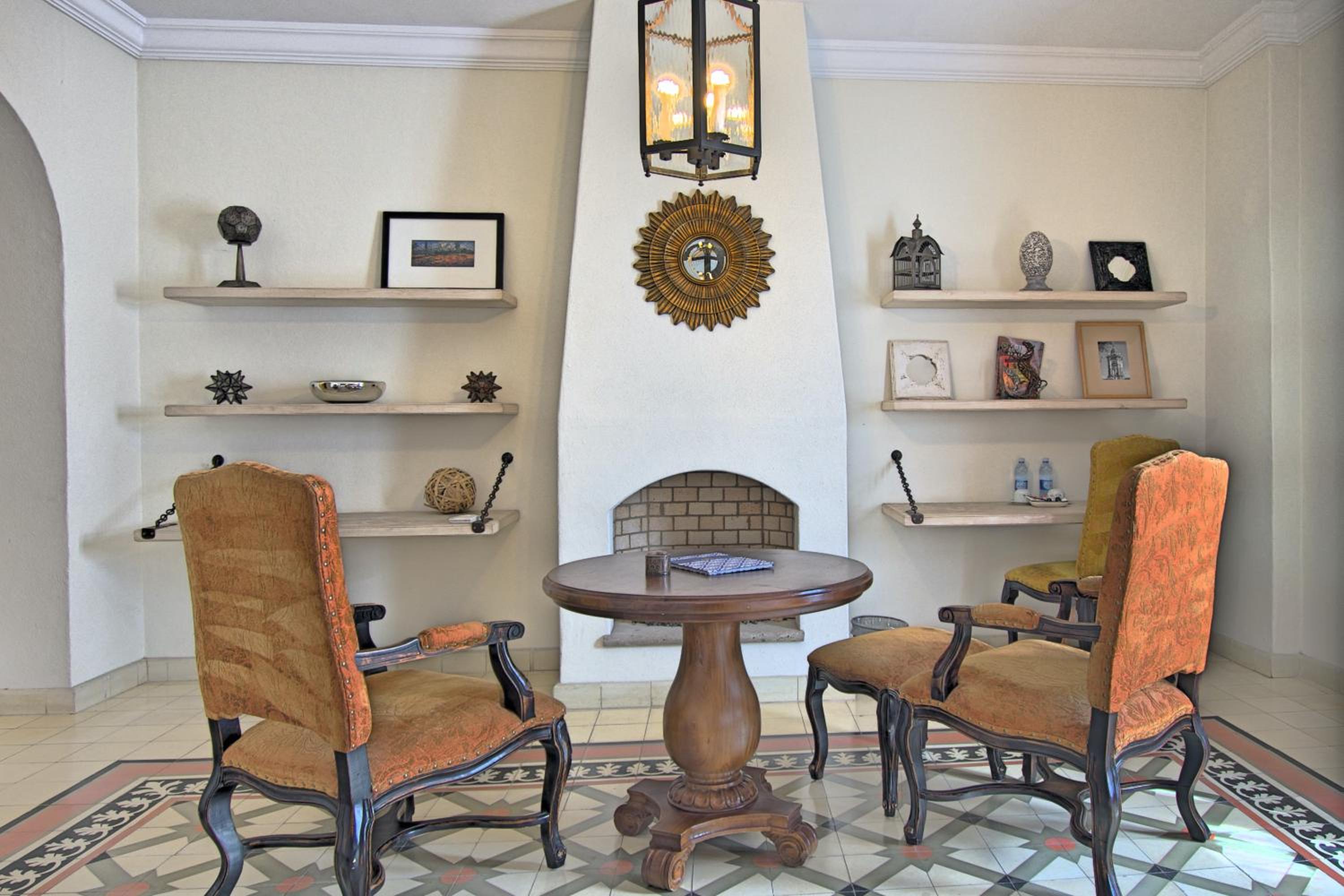 King Suite - Photo 8