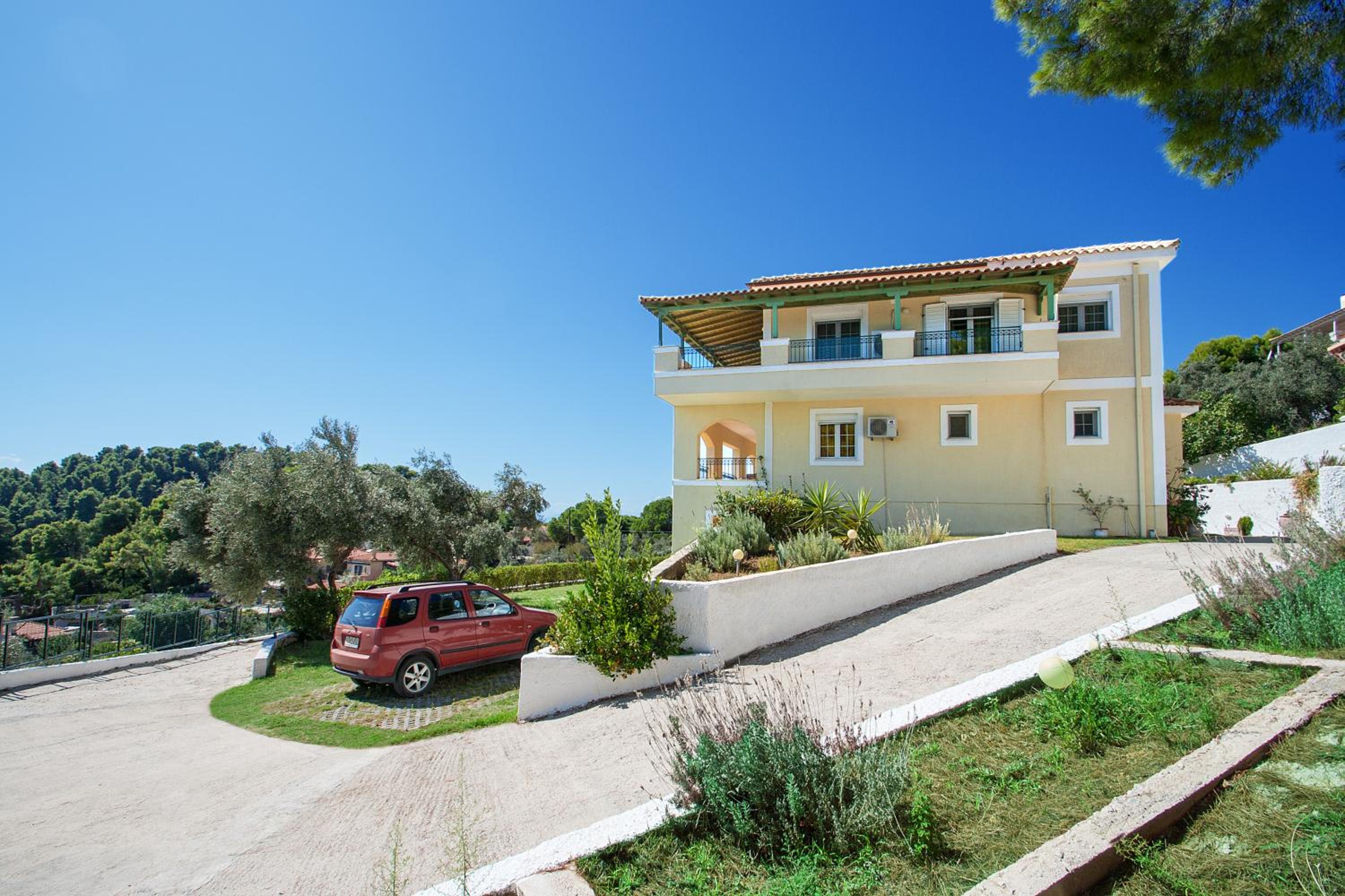 Villa with Sea View - Photo 24