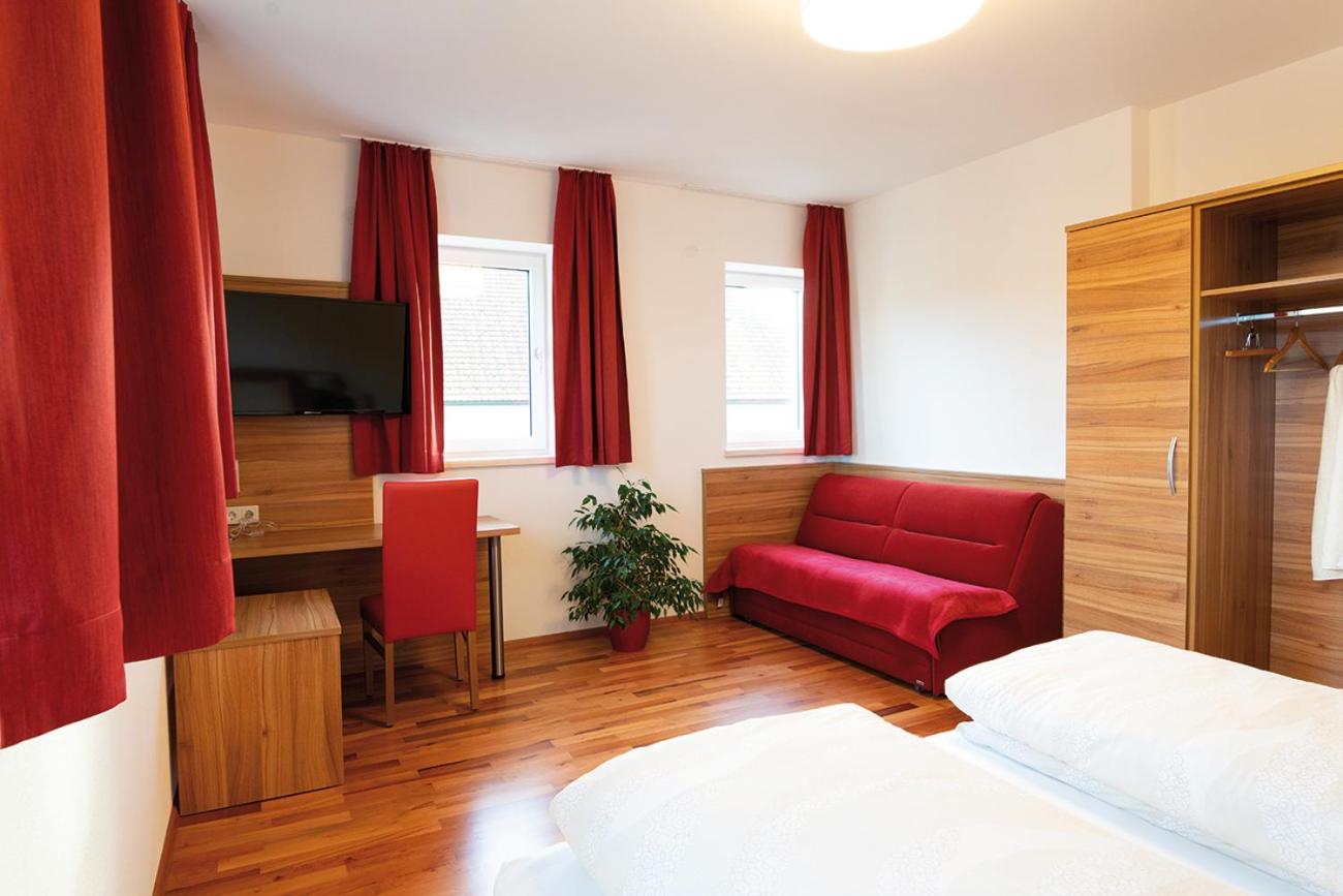 Double Room - Photo 1