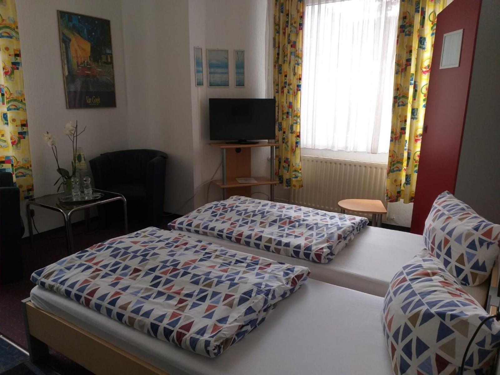 Economy Double Room photo 1