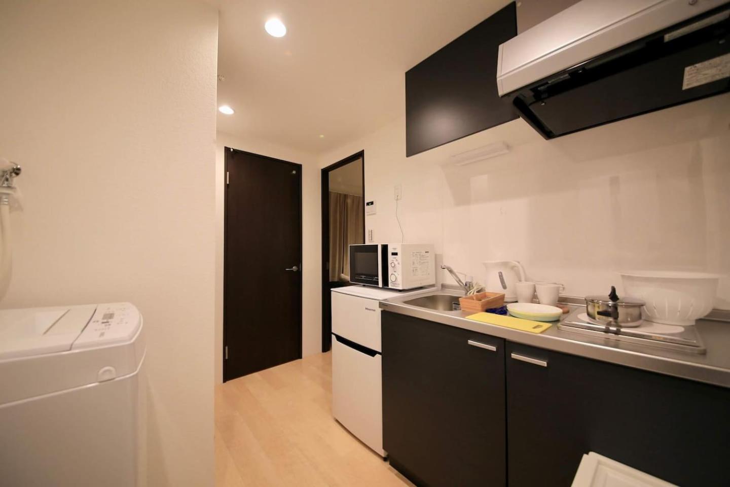One-Bedroom Apartment photo 3