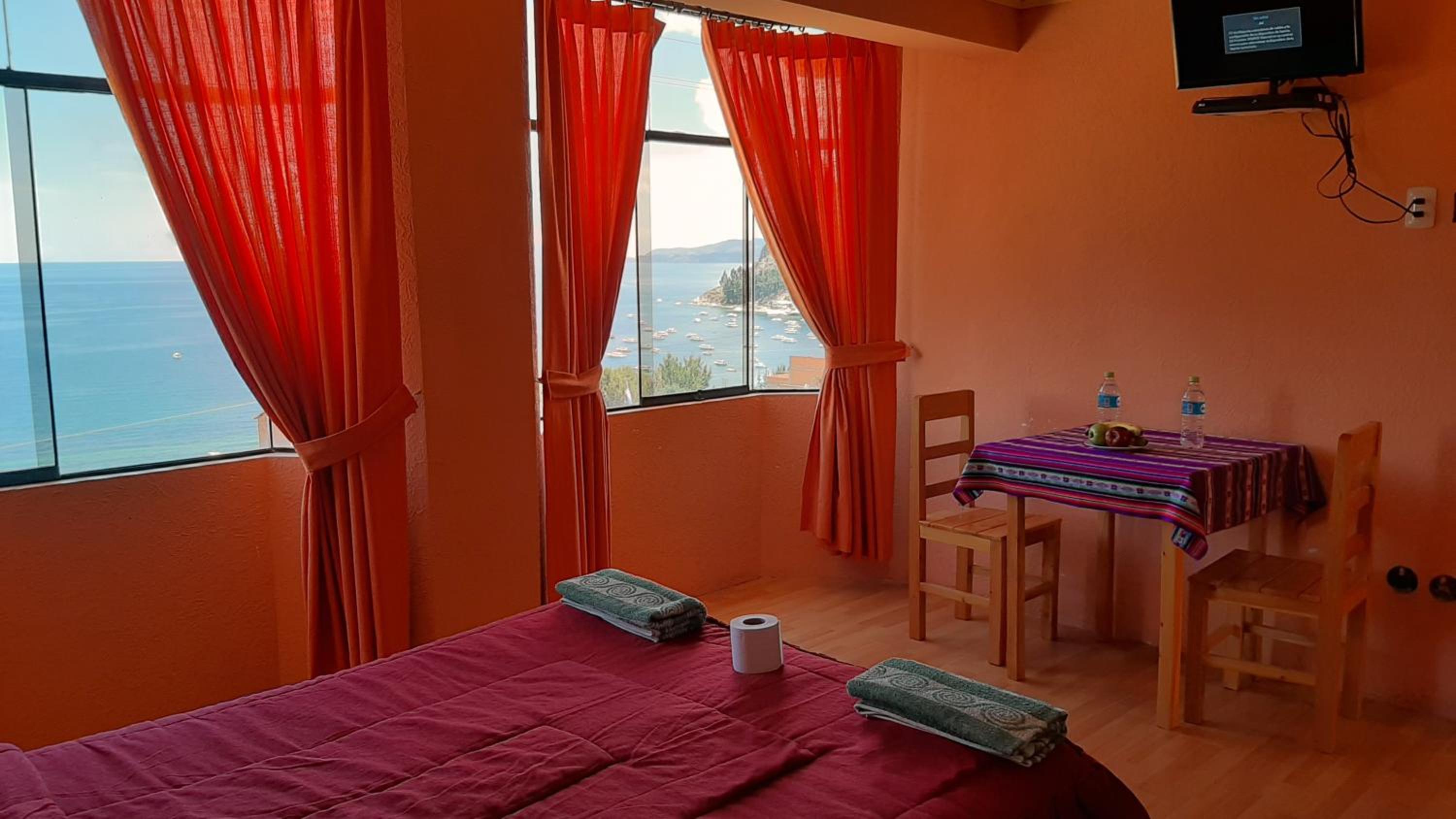 Double Room with Private Bathroom photo 1