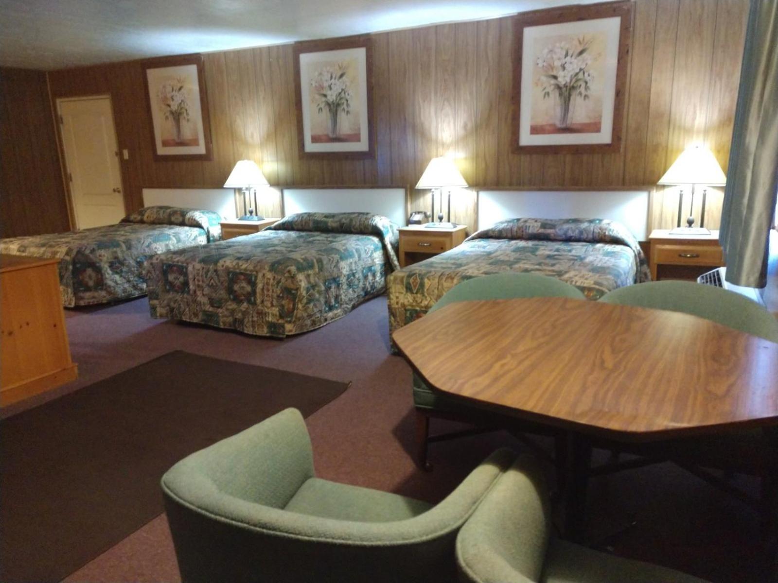 Standard Triple Room photo 1