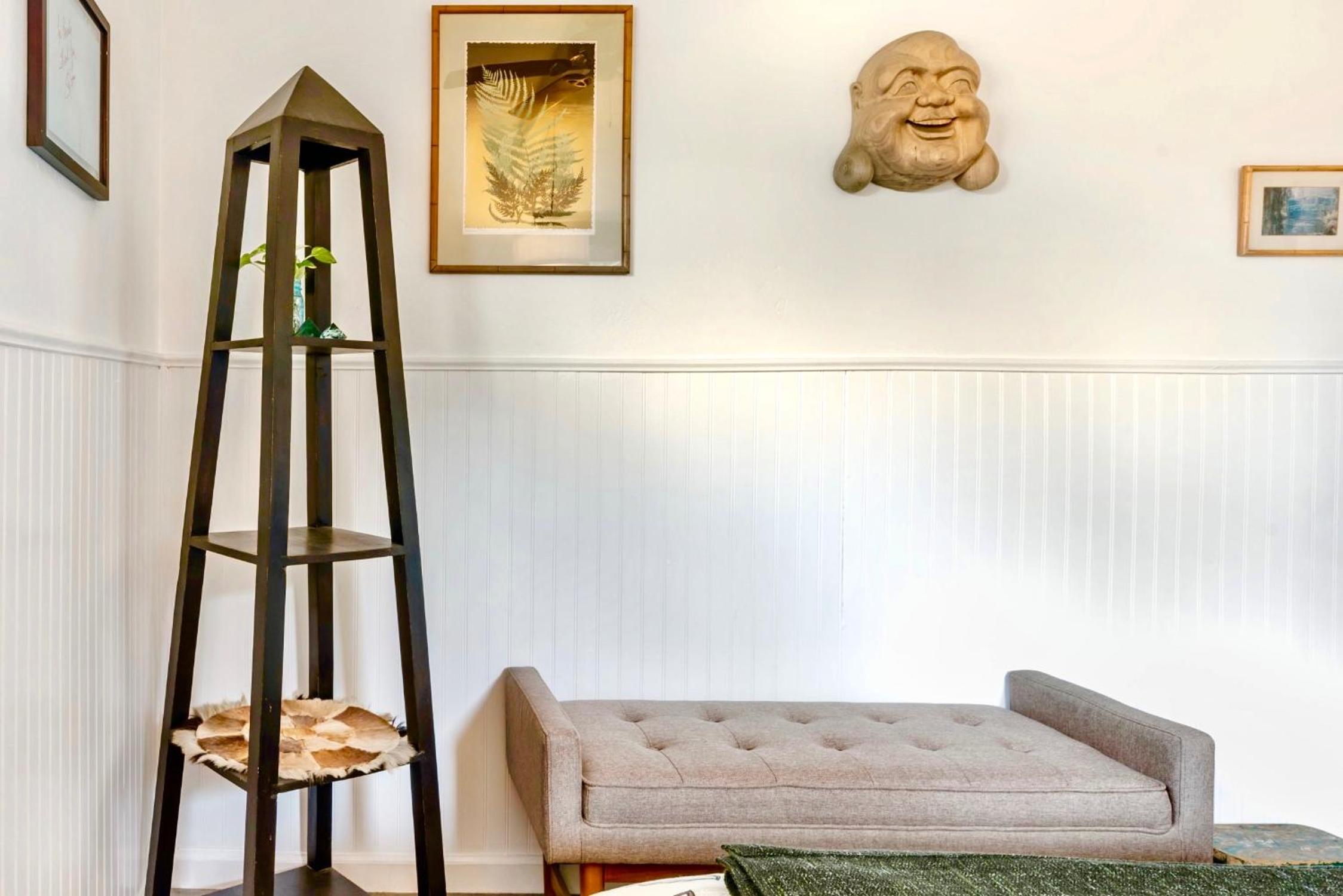 One-Bedroom Apartment - Photo 27