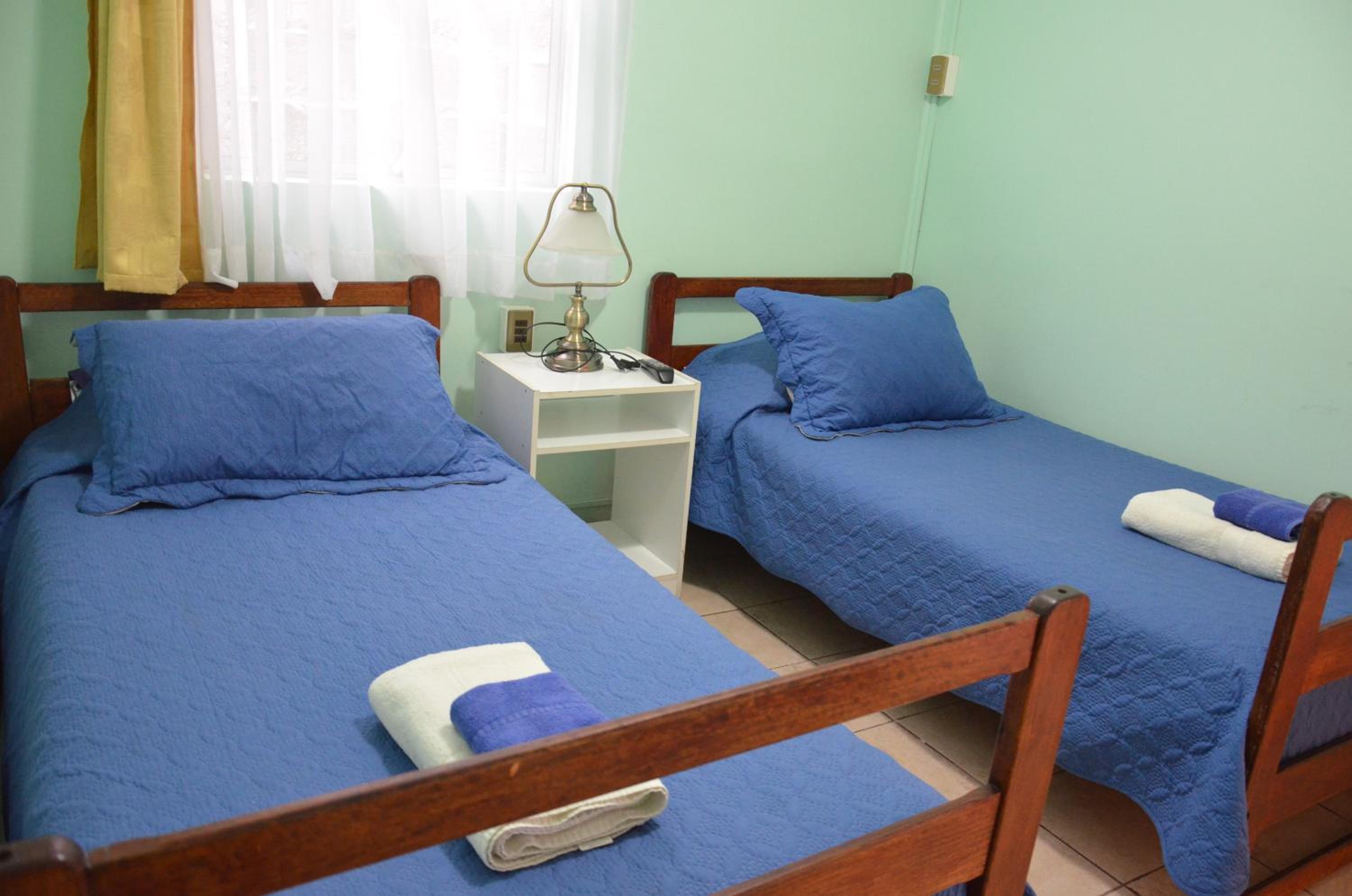 Twin Room with Private Bathroom photo 3
