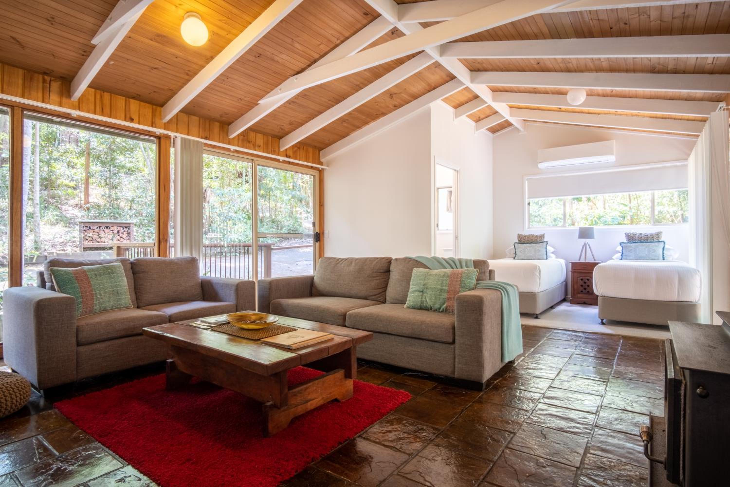 Log Cabin photo 1