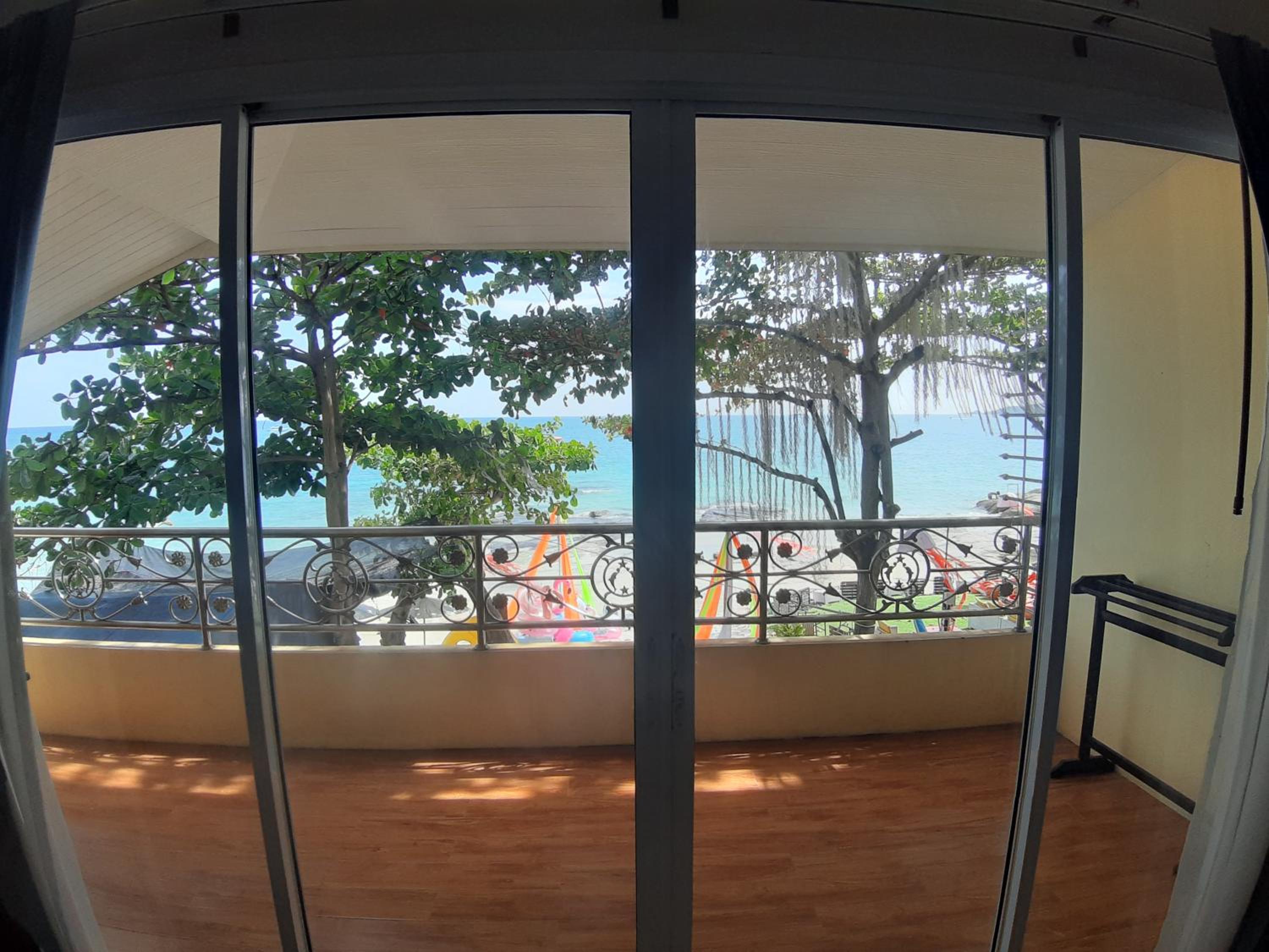 King Room with Sea View - Photo 23