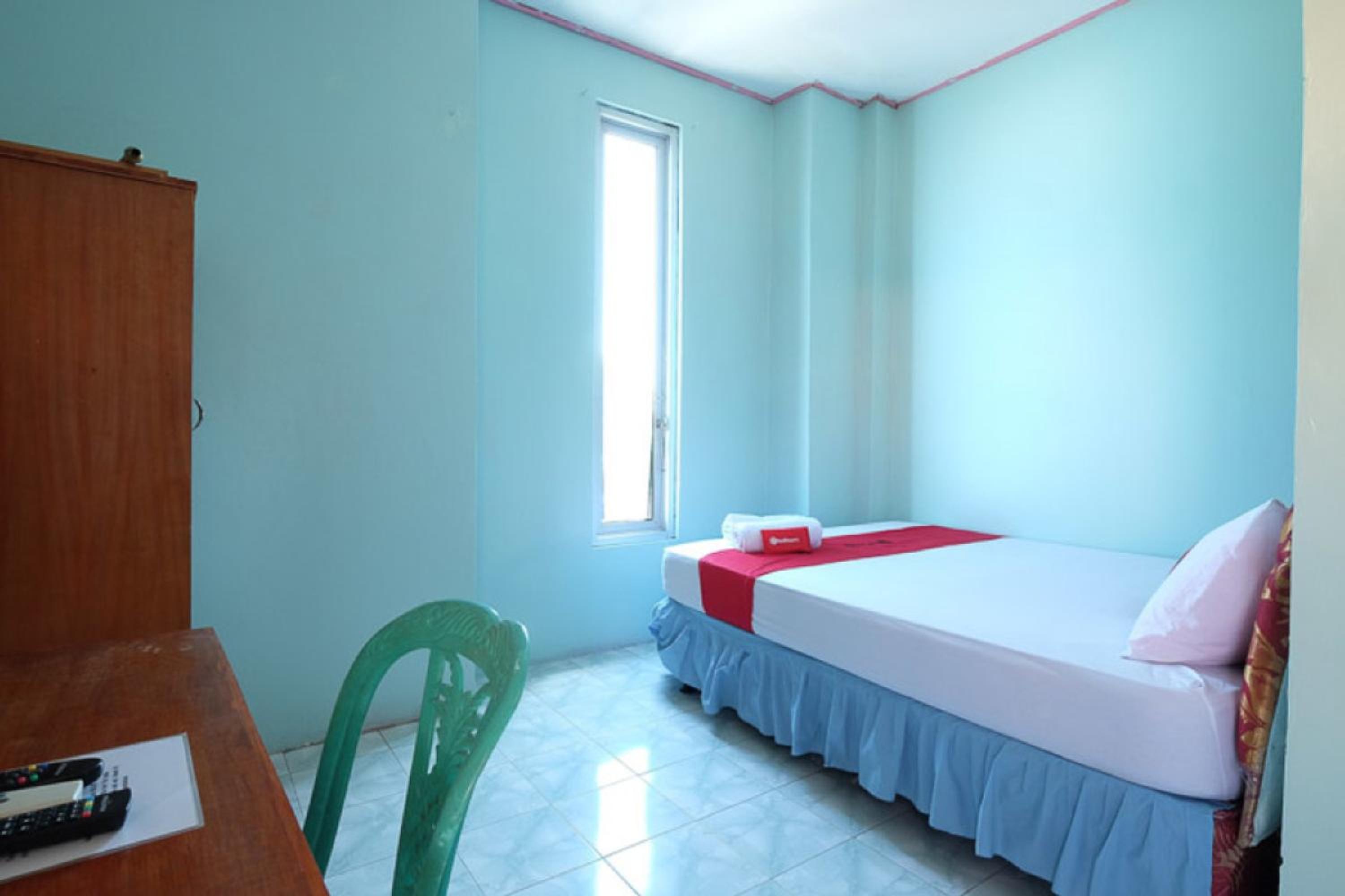 Double Room - Photo 8