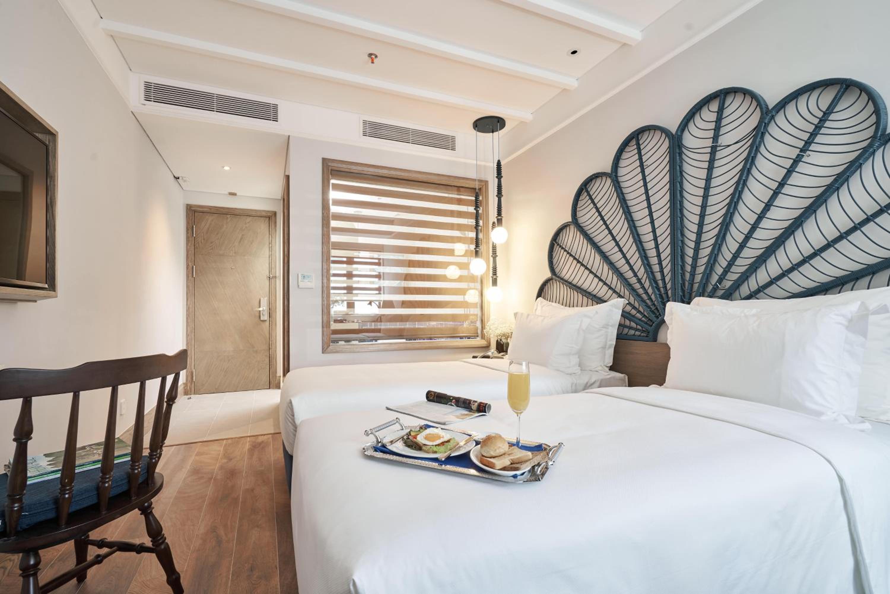 Executive Double or Twin Room with Bathtub & City View – Free 01 Cocktail per Room - Photo 1