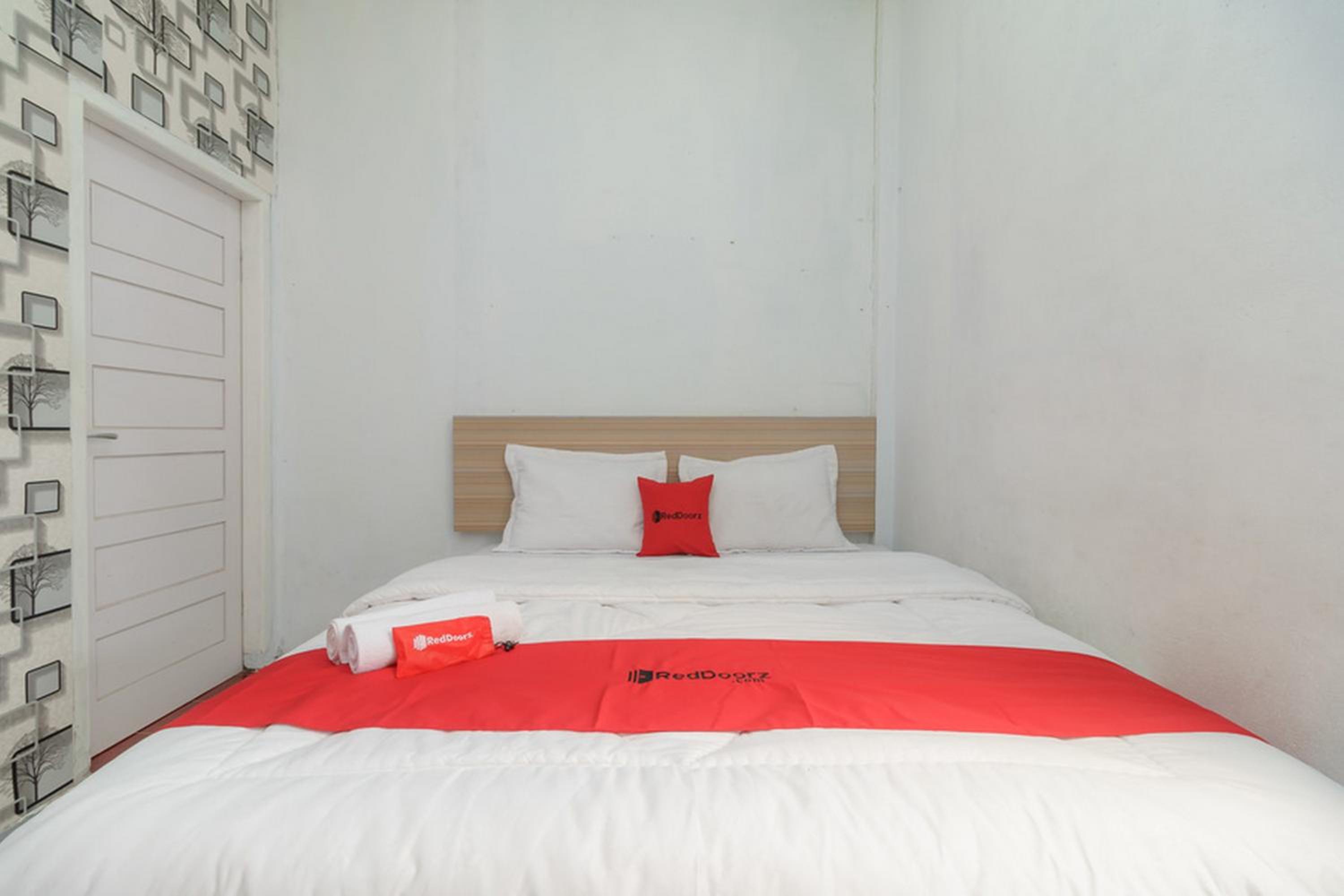 Double Room - Photo 5