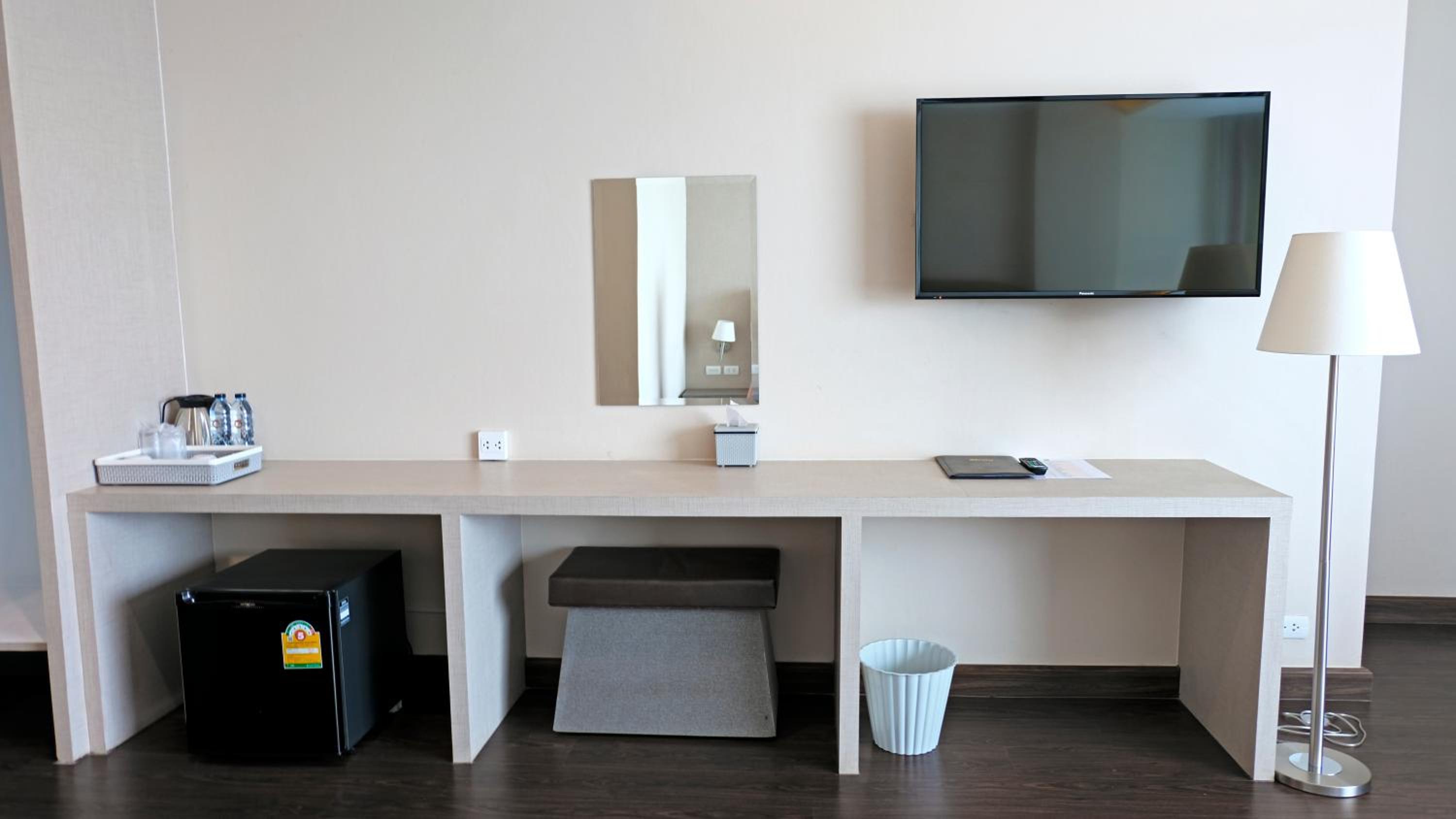 King Suite - Photo 2